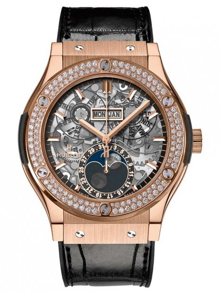 Hublot Hublot Classic 45 Fusion Aerofusion Moonphase King Gold