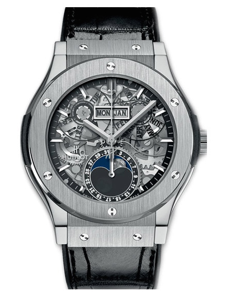Hublot Classic Fusion 42 Aerofusion Moonphase Titanium