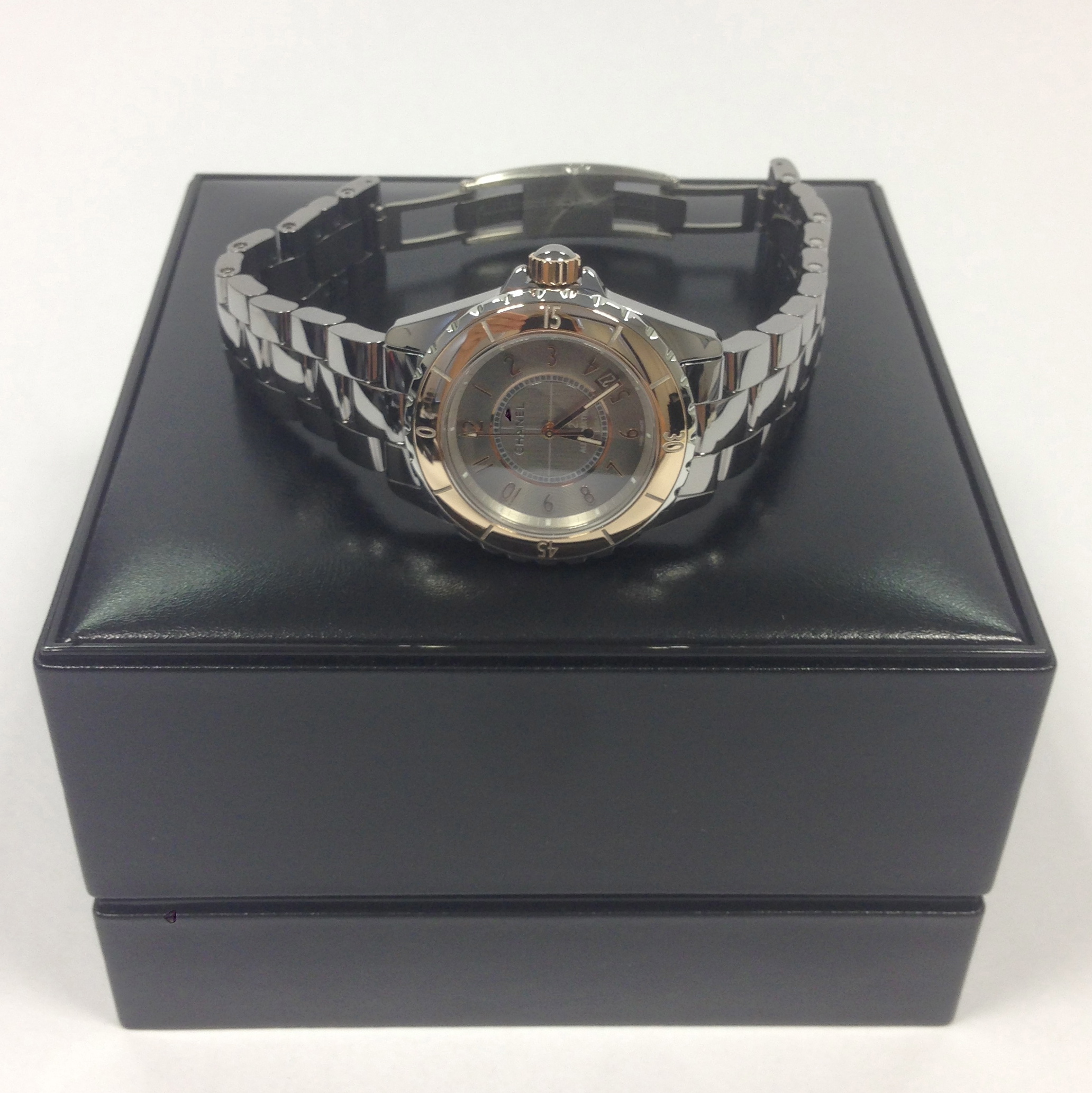 Chanel J12 Chromatic Automatic 38 mm