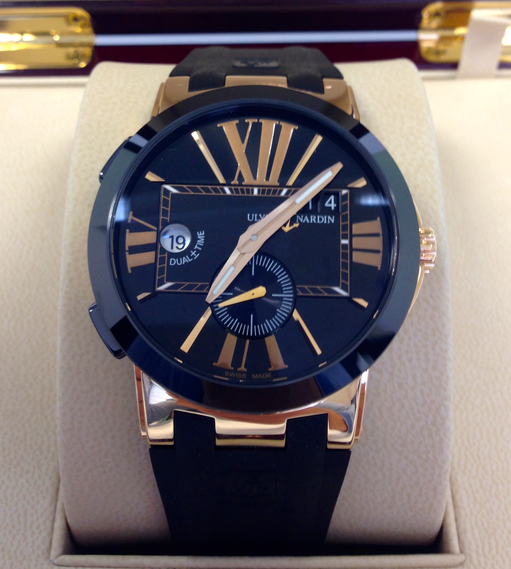 Ulysse Nardin Executive Dual Time Gold