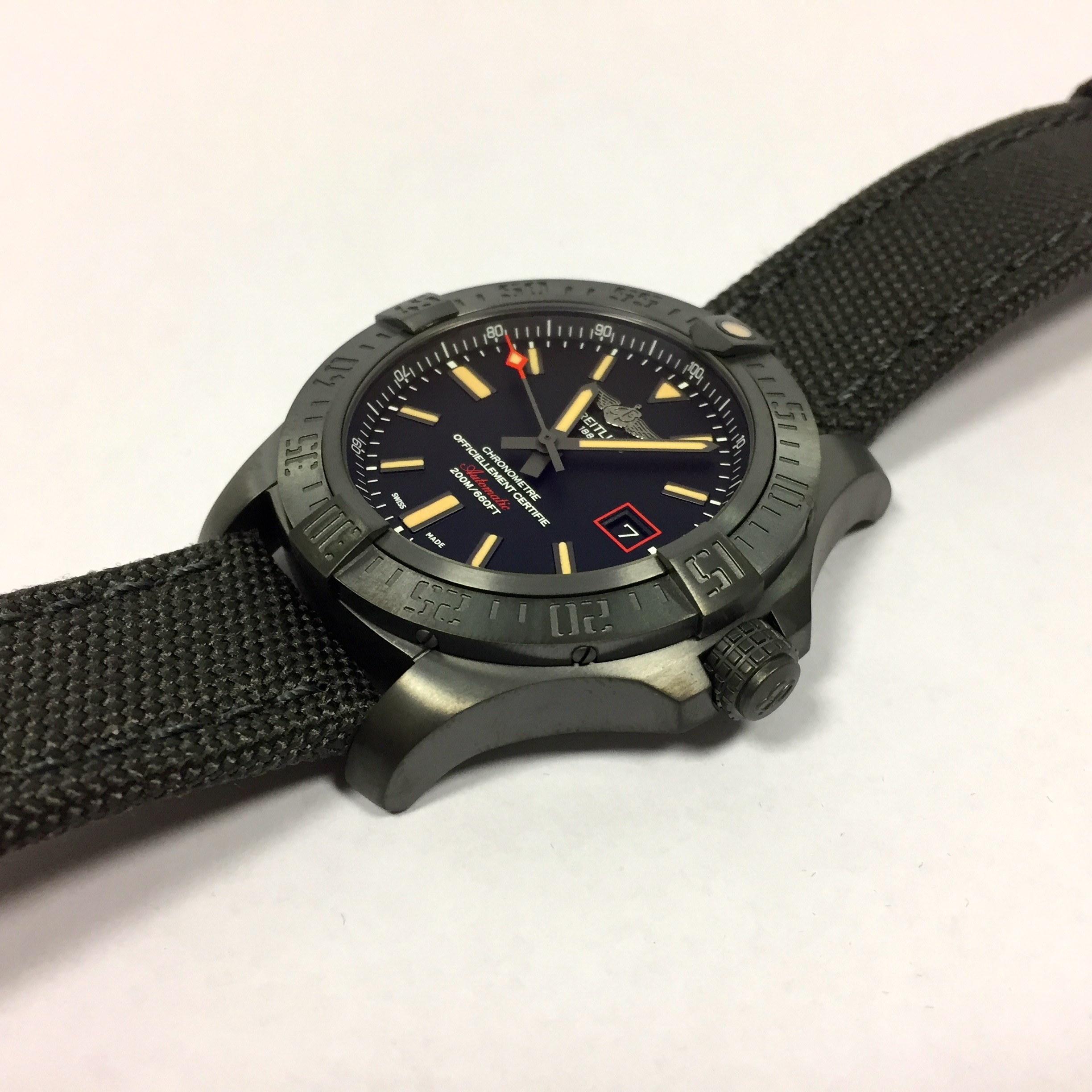 Breitling Avenger Blackbird 44