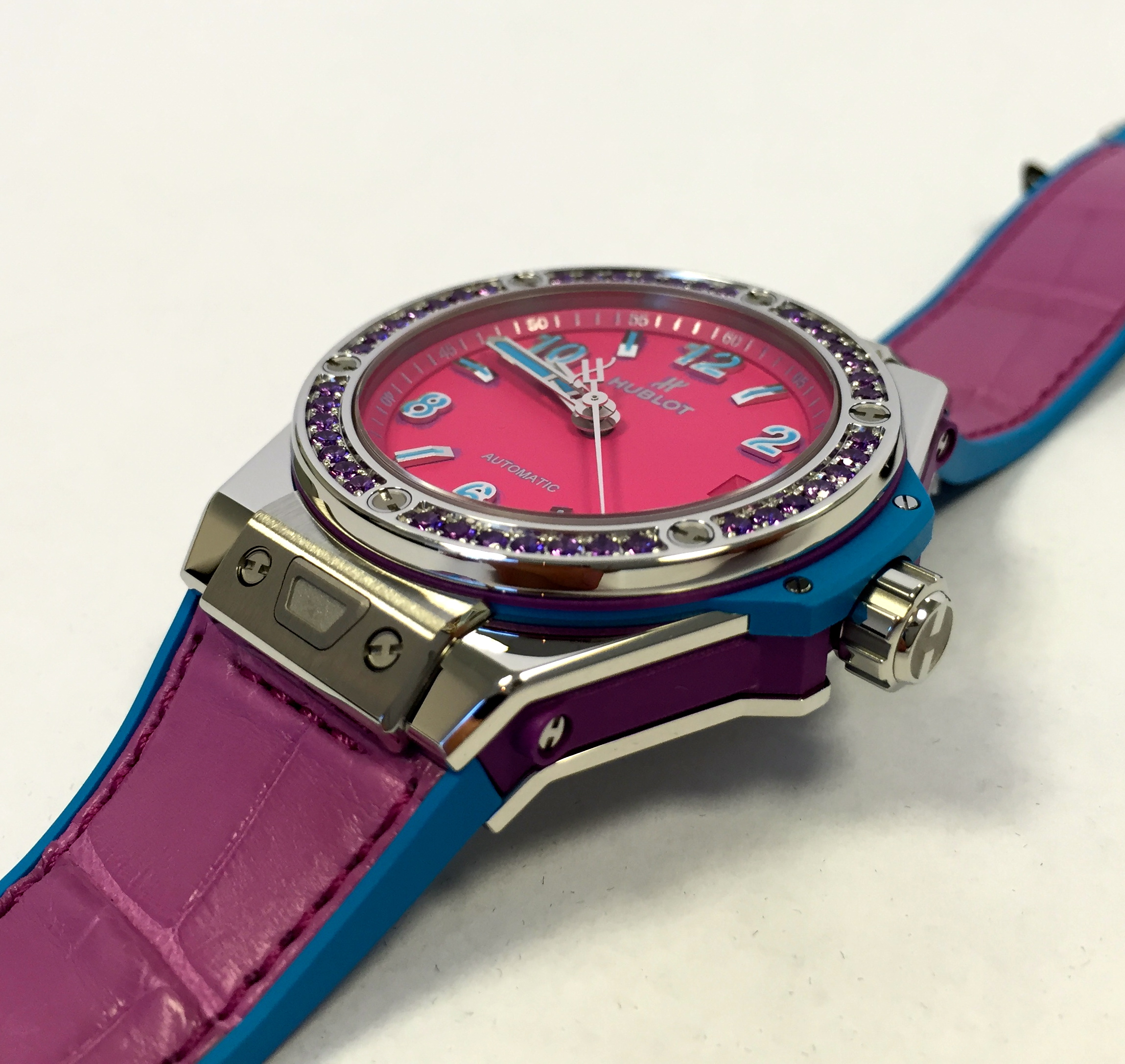 Hublot Big Bang 39 One Click Pop Art Steel Purple