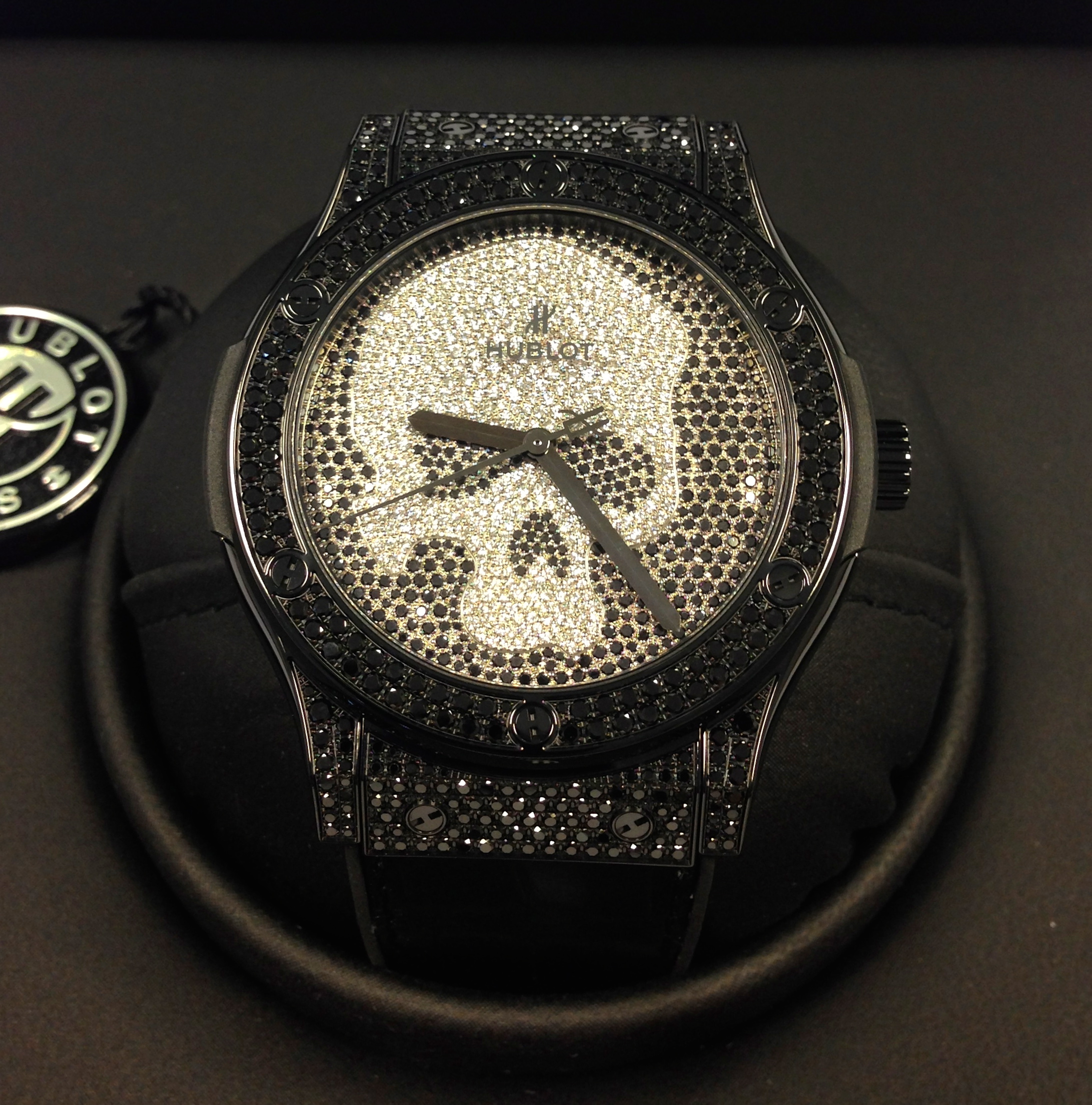 Hublot Classic Fusion 45 Caviar Black Skull Full Pavé