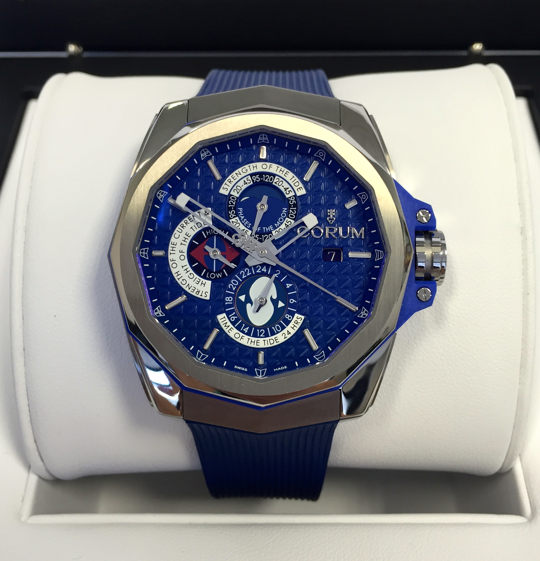 Corum Admirals Cup AC-ONE