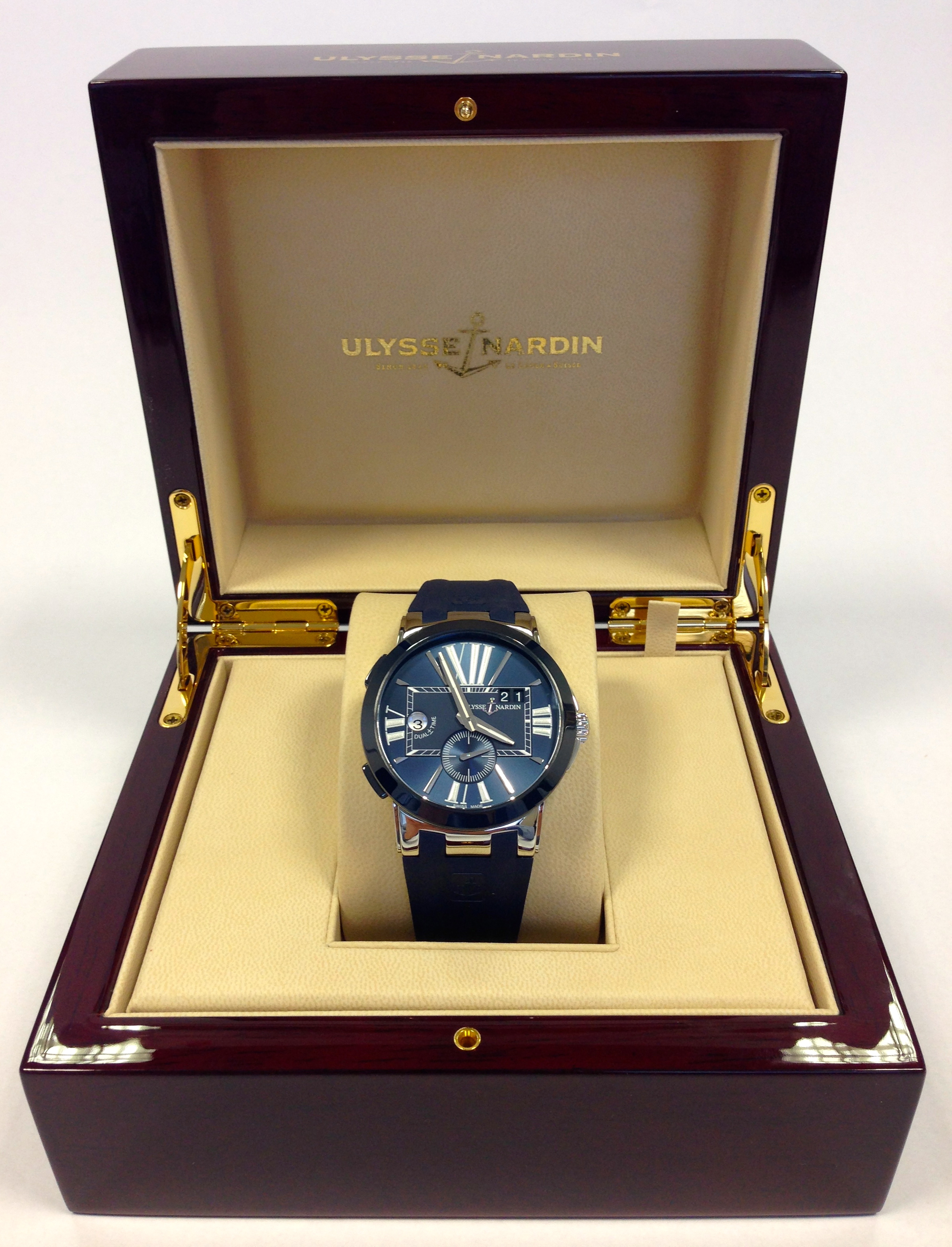 Ulysse Nardin Executive Dual Time