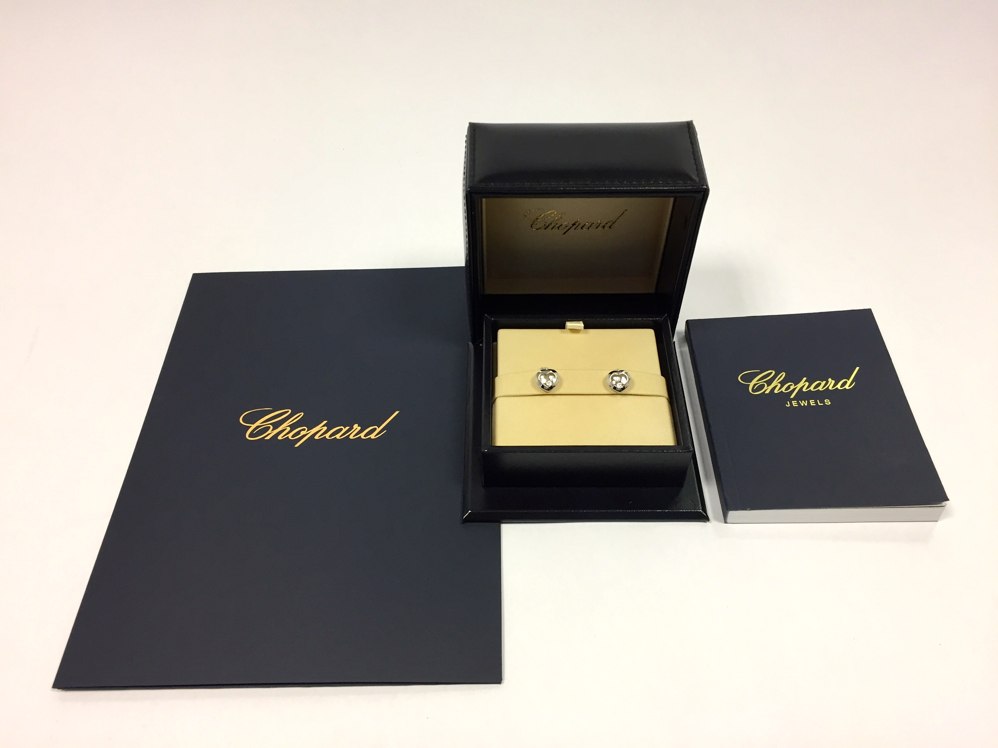 Chopard Happy Diamonds Icons Earrings