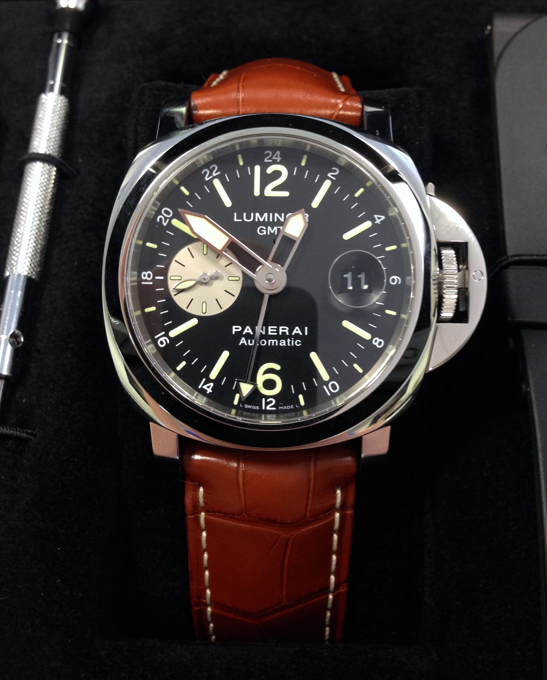 Panerai Luminor GMT