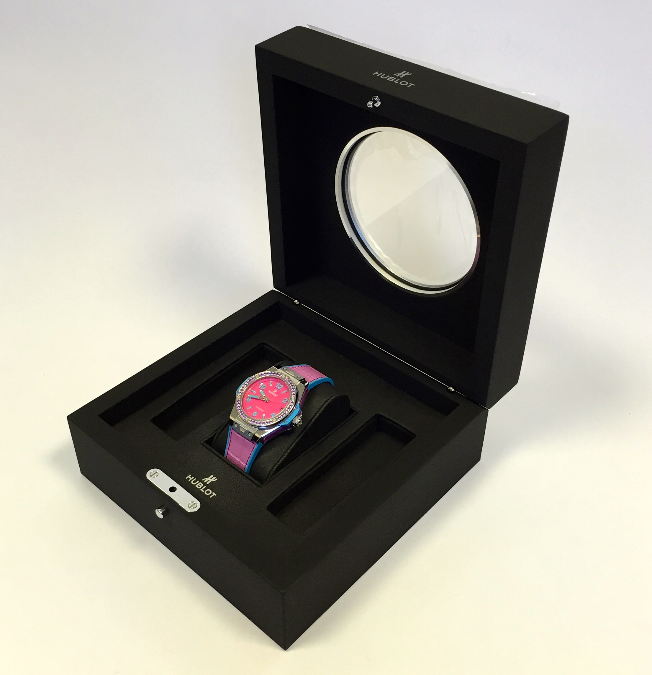 Hublot Big Bang 39 One Click Pop Art Steel Purple