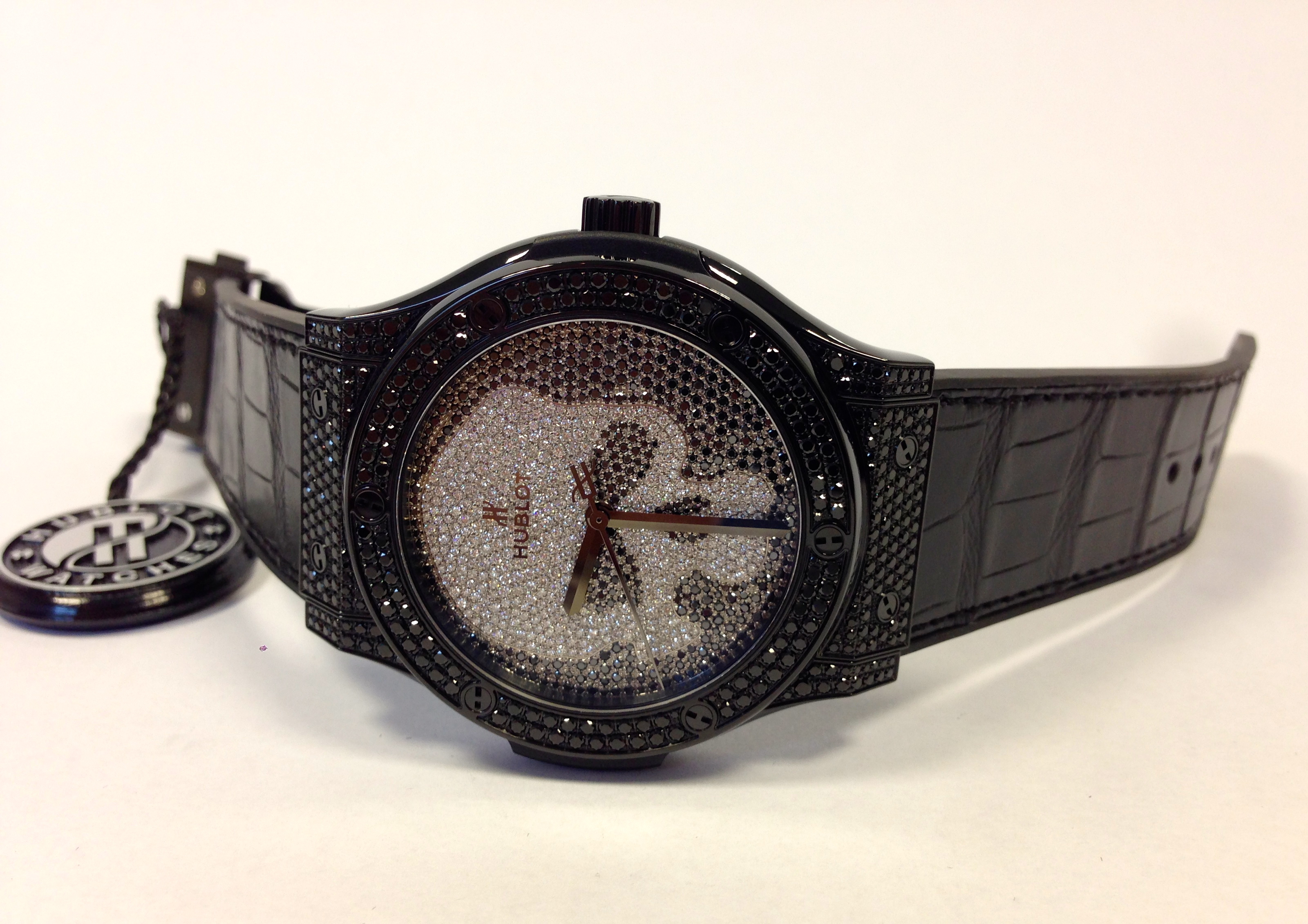 Hublot Classic Fusion 45 Caviar Black Skull Full Pavé