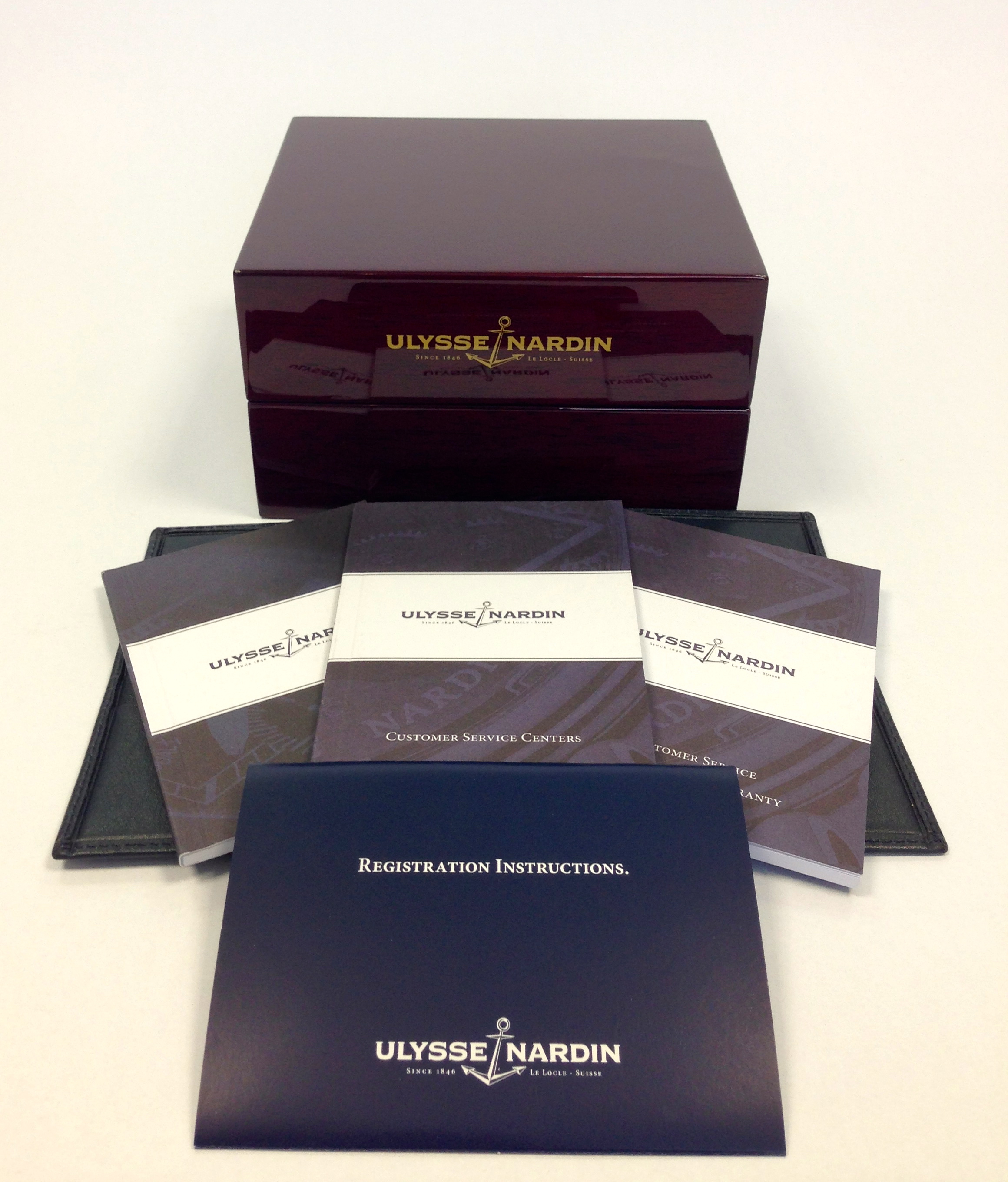 Ulysse Nardin Executive Dual Time Gold