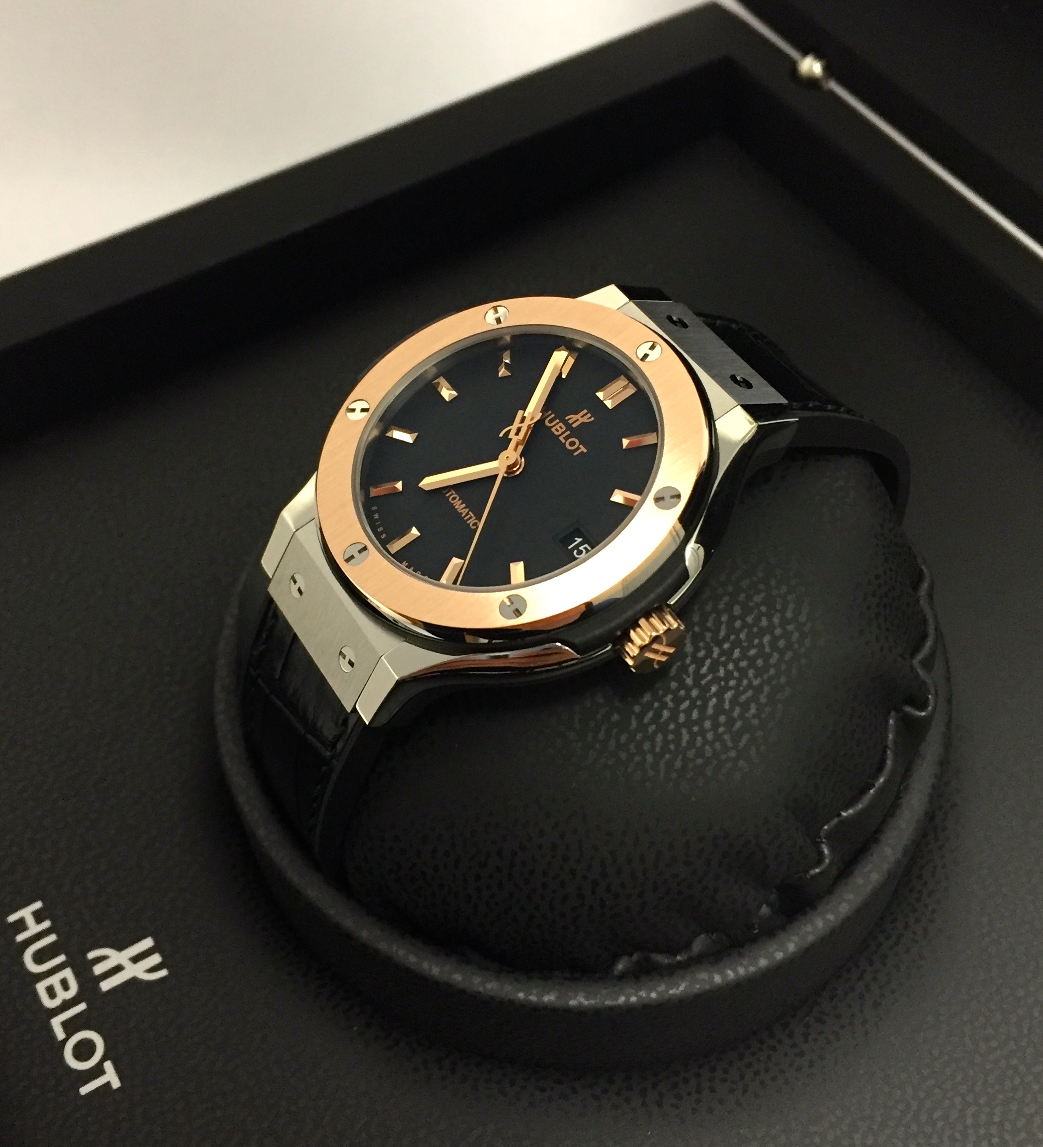 Hublot classic outlet fusion titanium gold