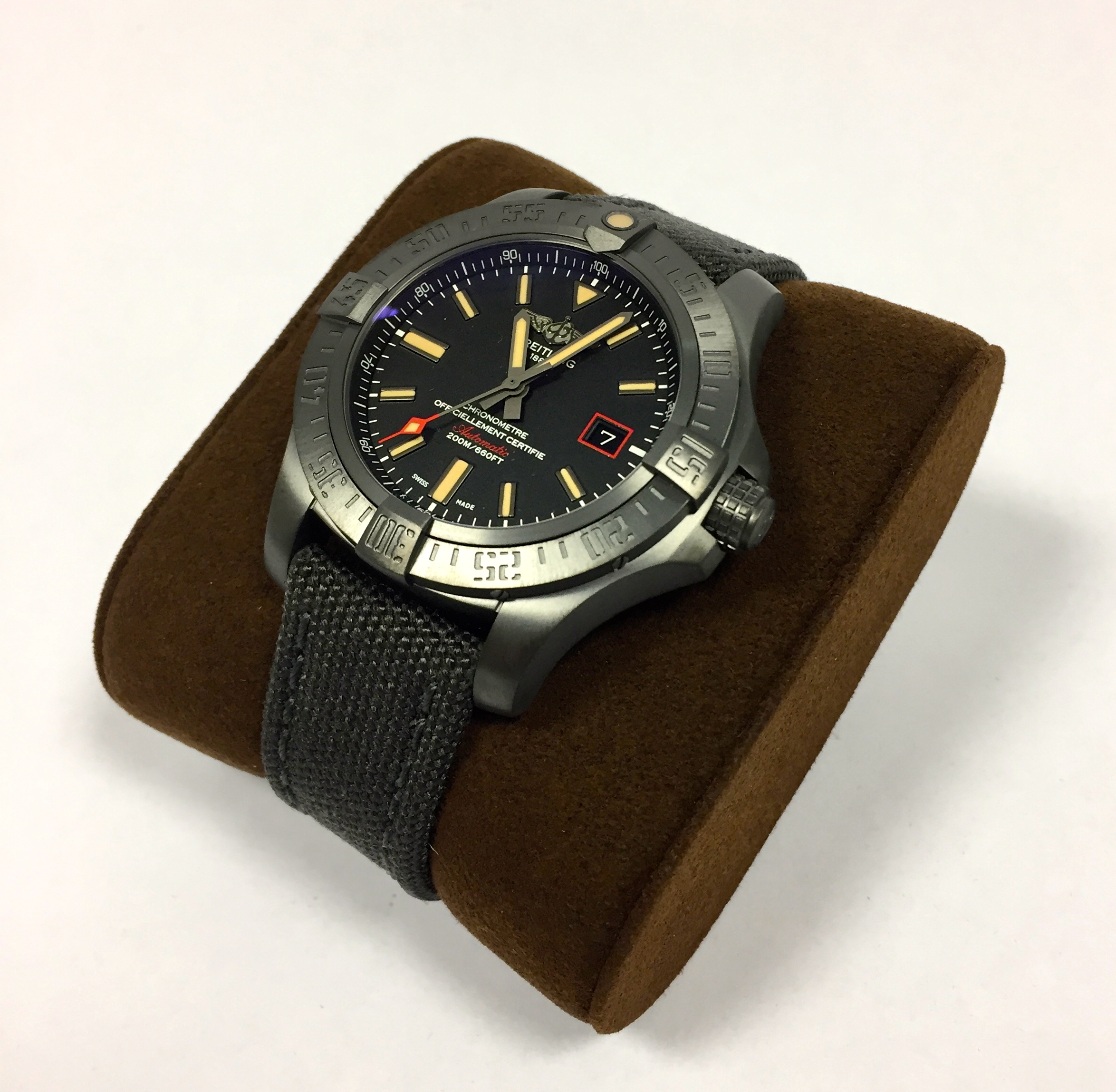 Breitling Avenger Blackbird 44