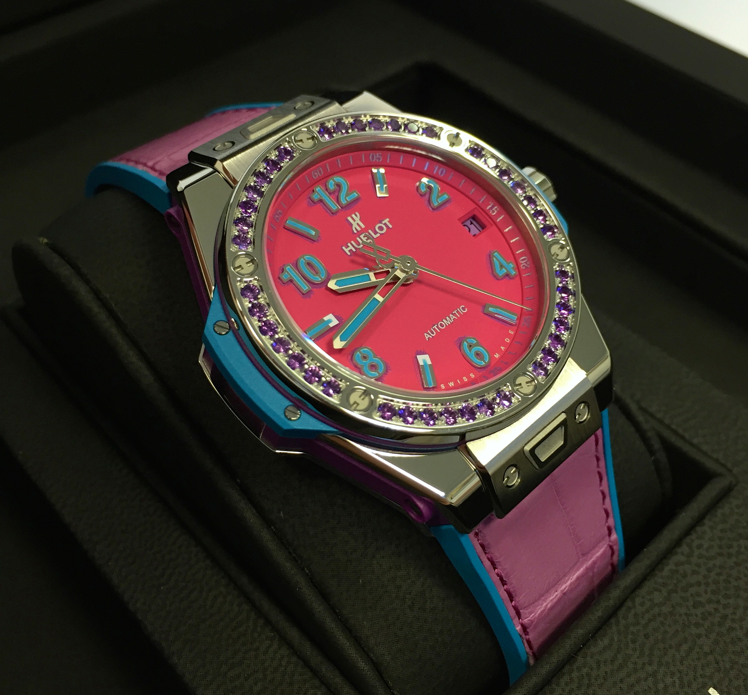 Hublot Big Bang 39 One Click Pop Art Steel Purple