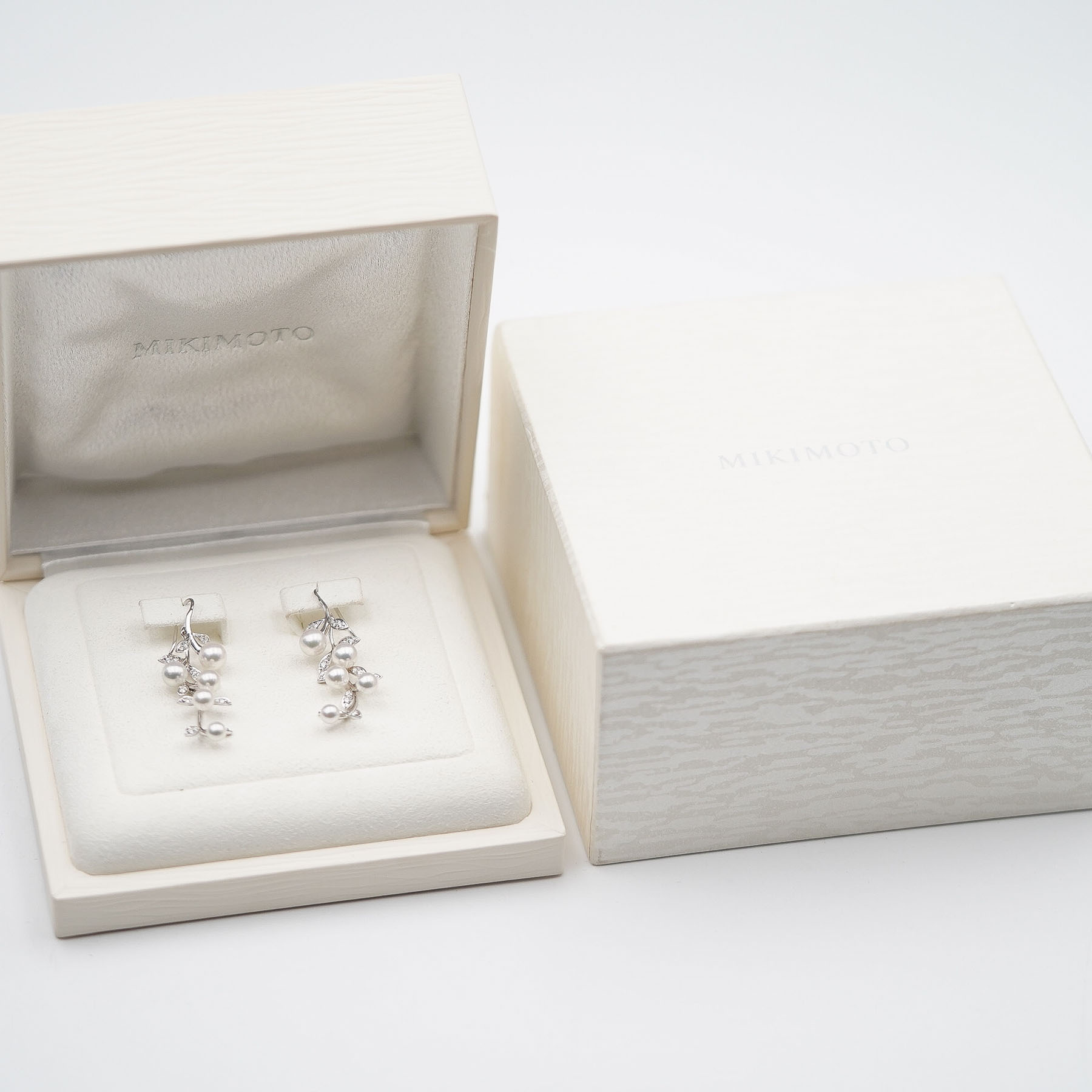 Mikimoto Olive Earrings with Diamond in 18K White Gold Earrings