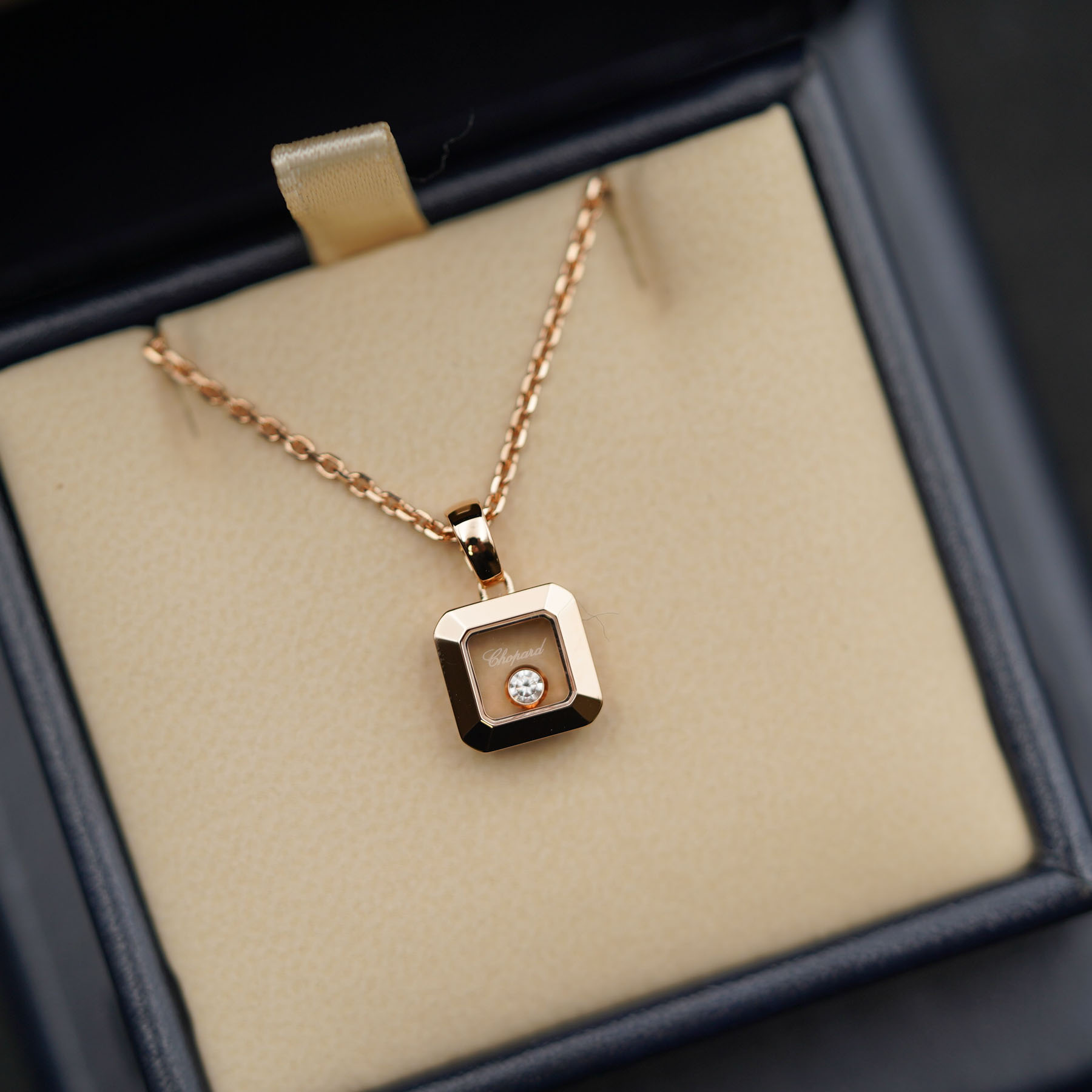 Chopard Happy Diamonds Icons Кулоны и Подвески