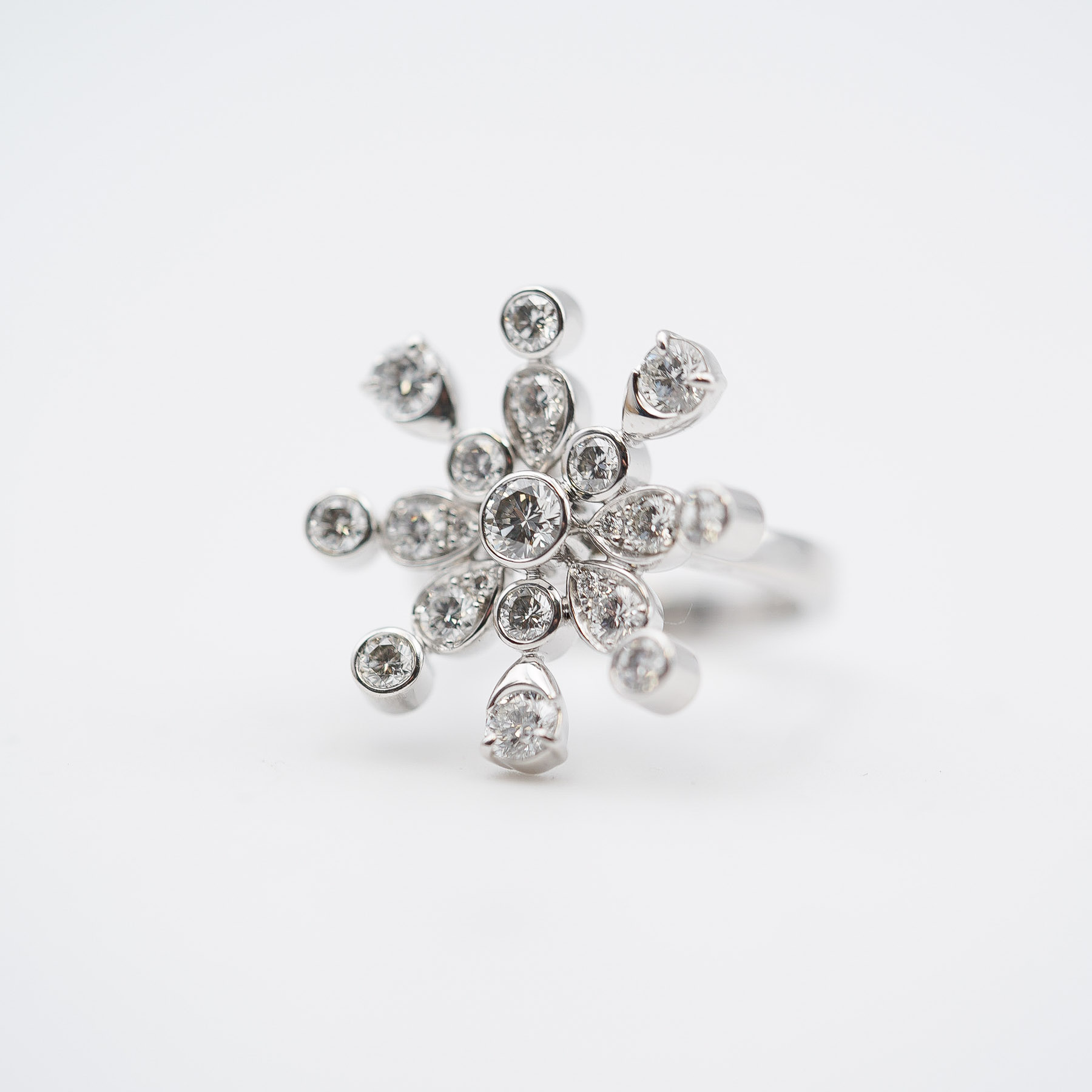 Piaget Drop Motif Diamonds Ring