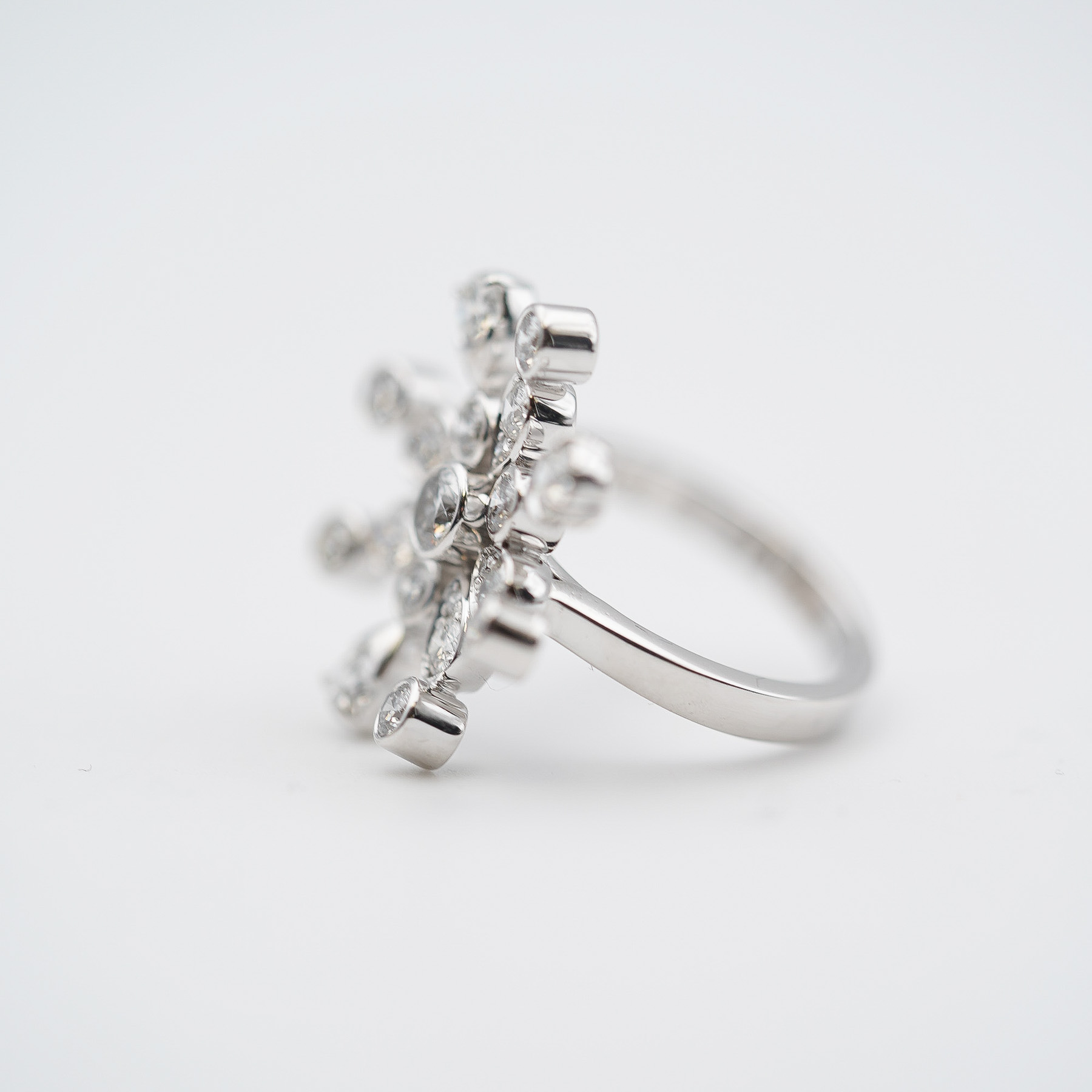 Piaget Drop Motif Diamonds Ring