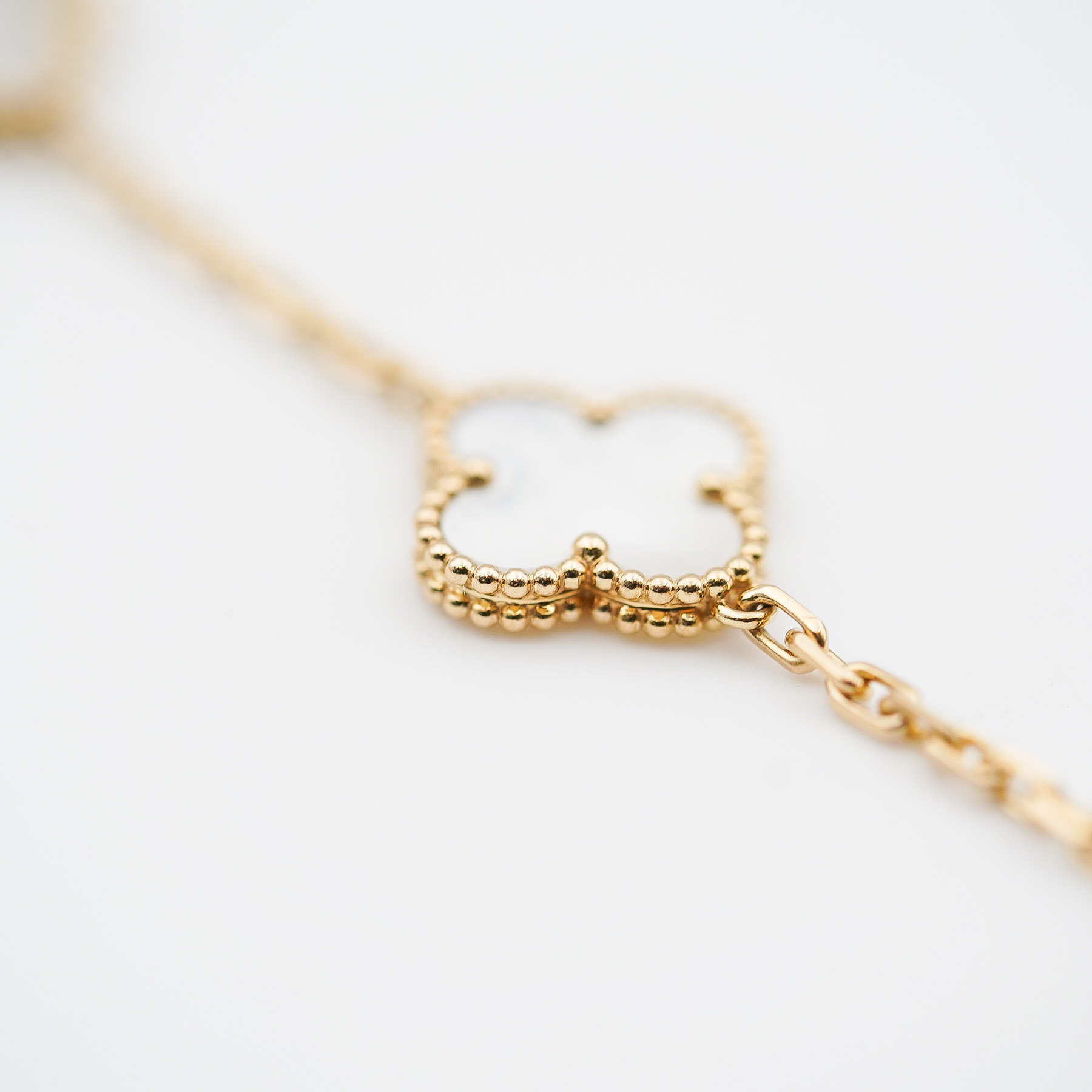 Van Cleef & Arpels Vintage Alhambra bracelet, 5 motifs Bracelet