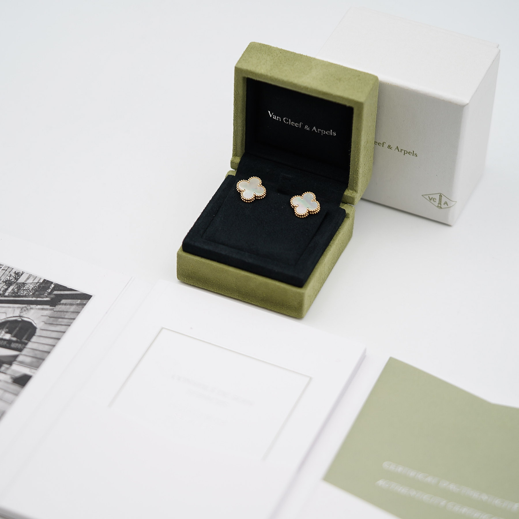 Van Cleef & Arpels Vintage Alhambra earrings 耳環