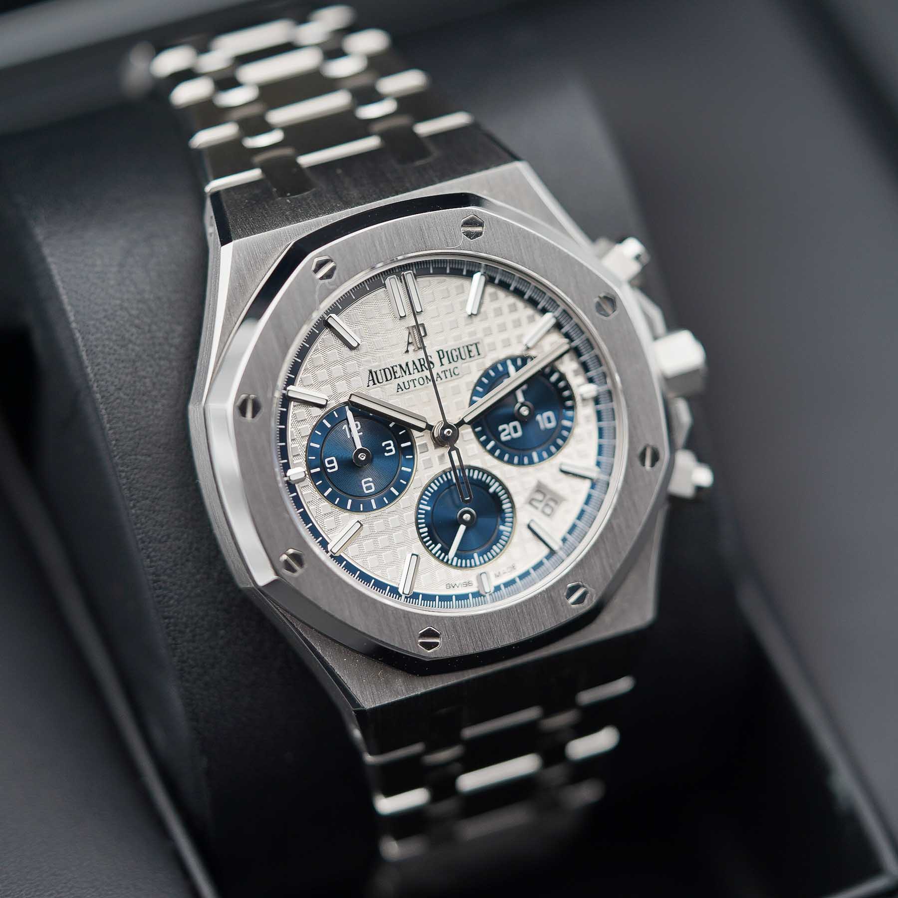 Audemars Piguet Royal Oak Chronograph Panda