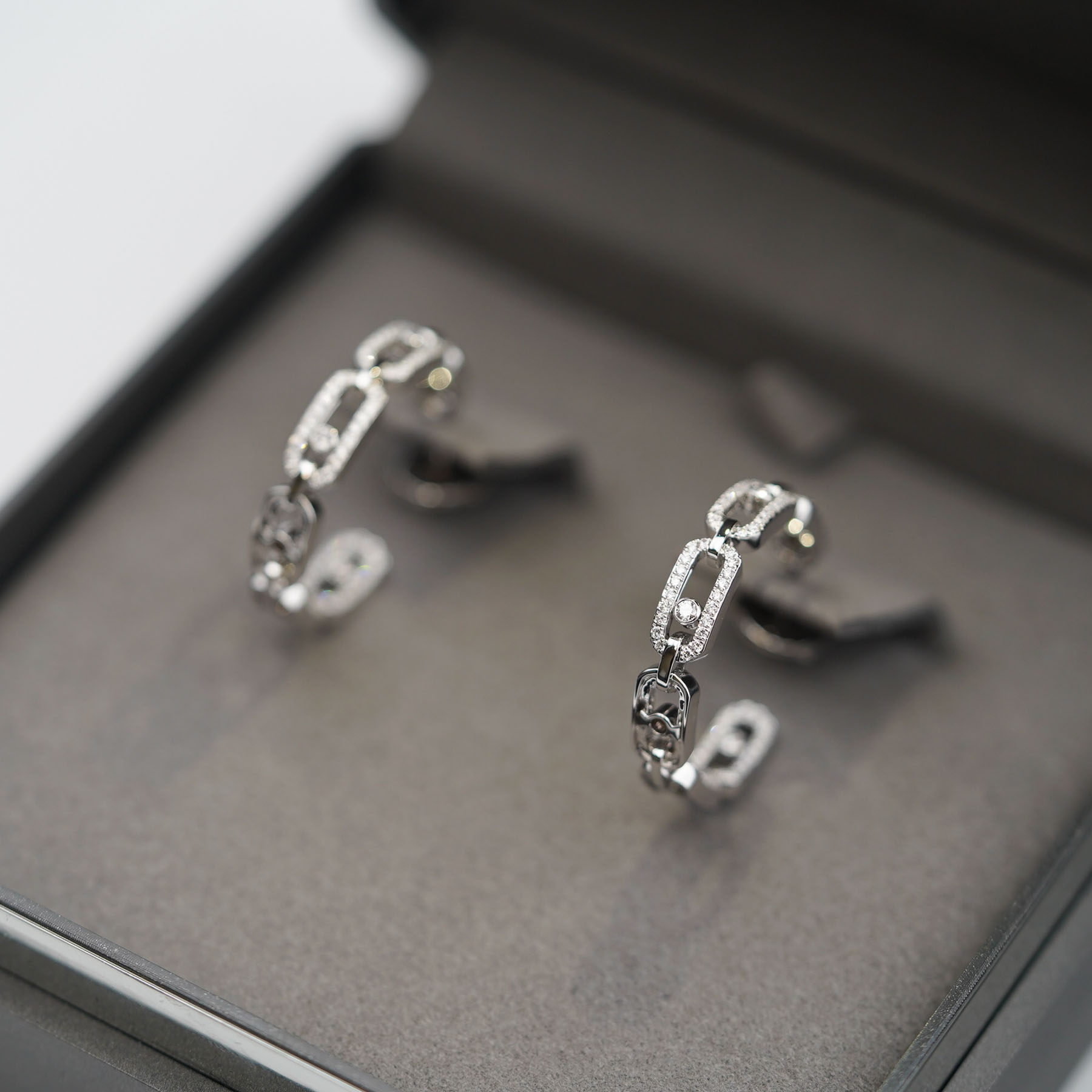 Messika Move Link SM Hoop Earrings Earrings