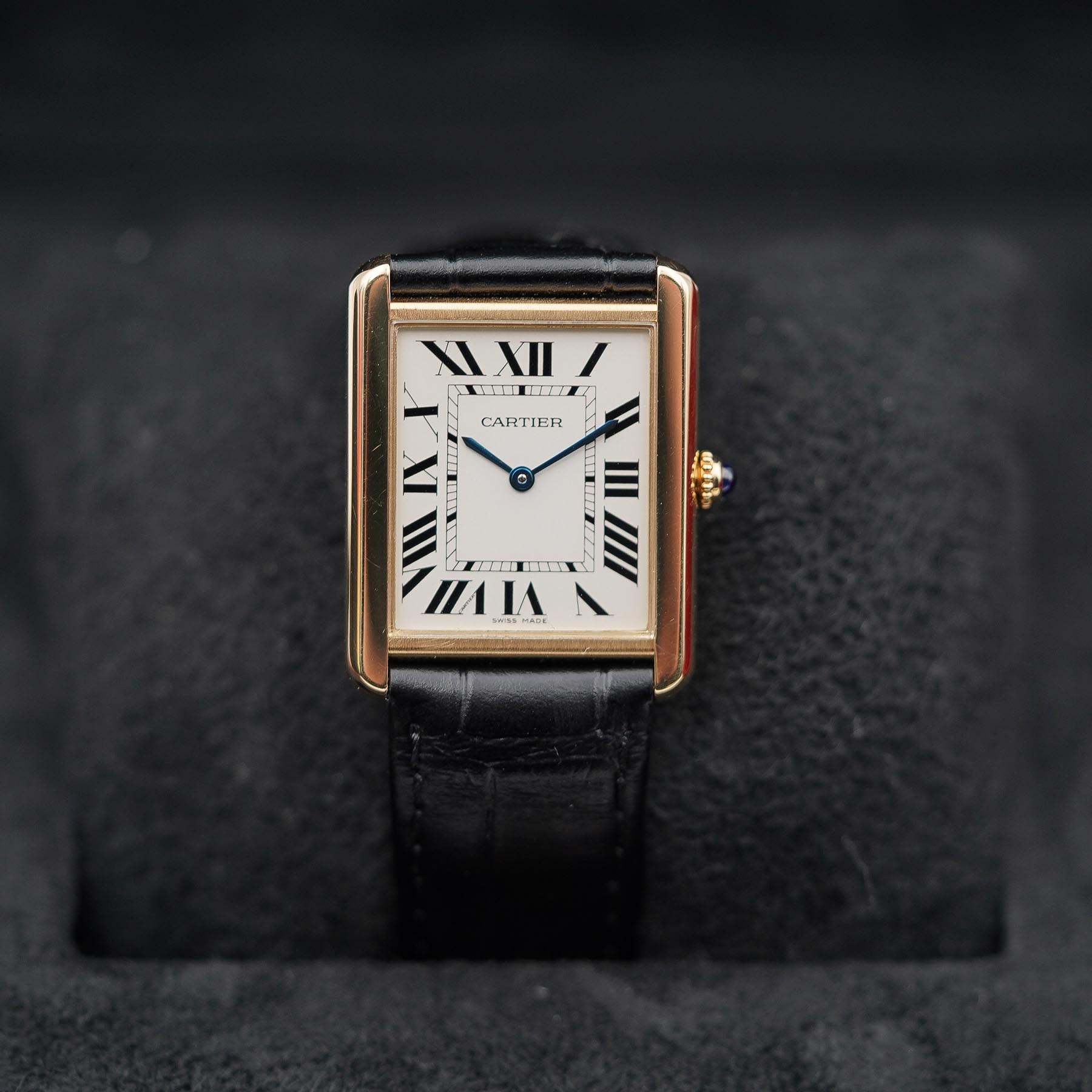 Cartier Tank Large Gold