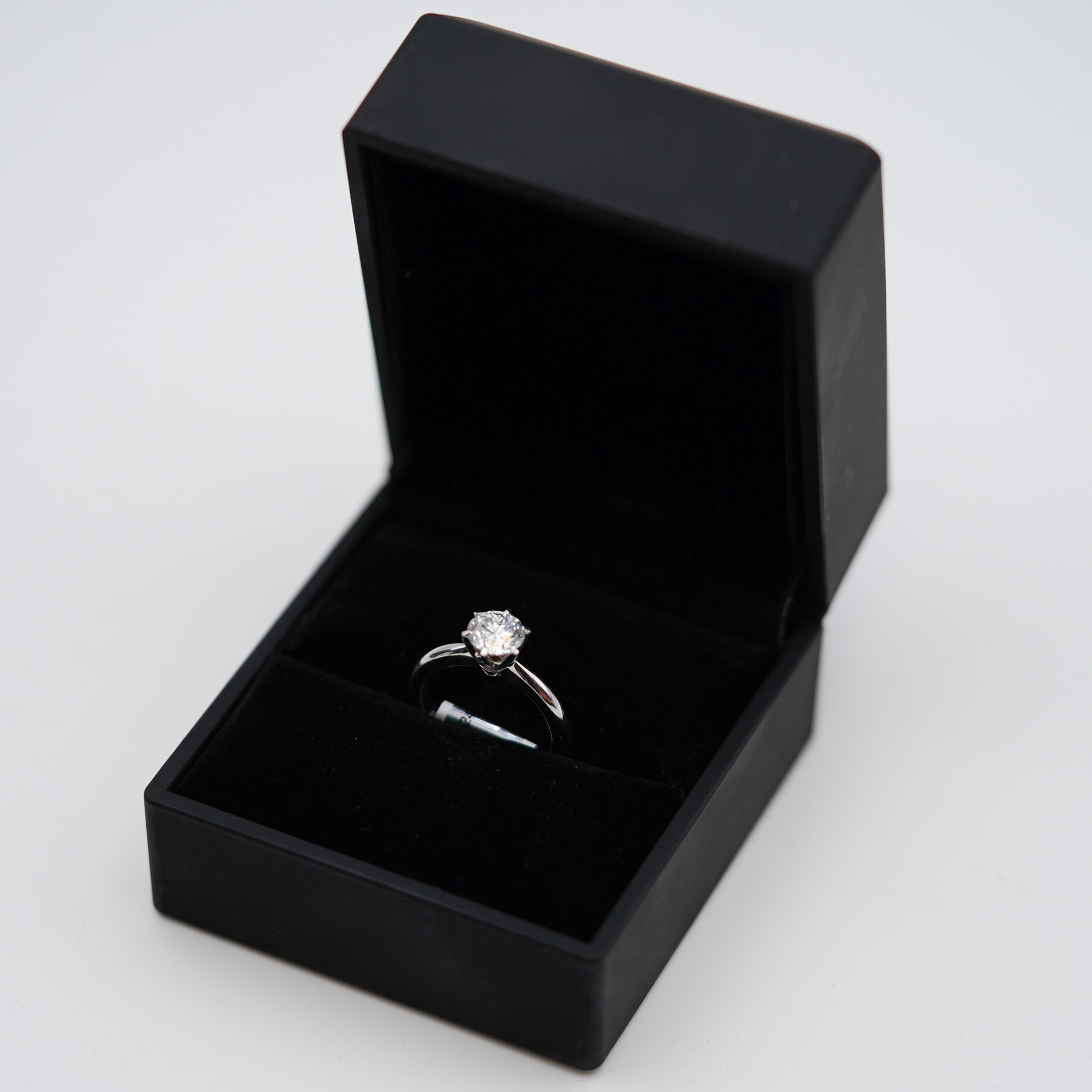 Jewellery Round 1.06ct Solitare Ring