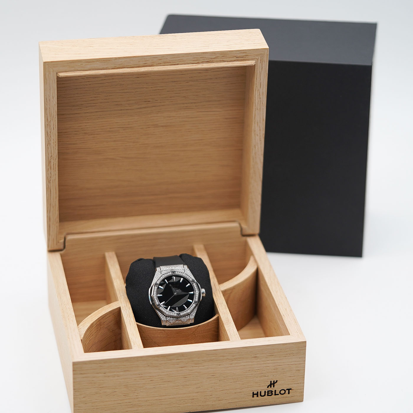 Hublot Classic Fusion Orlinski Titanium Pavé