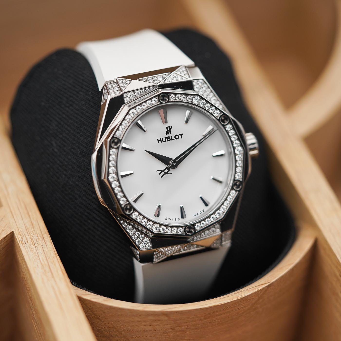 Hublot Classic Fusion Orlinski Titanium Alternative Pavé