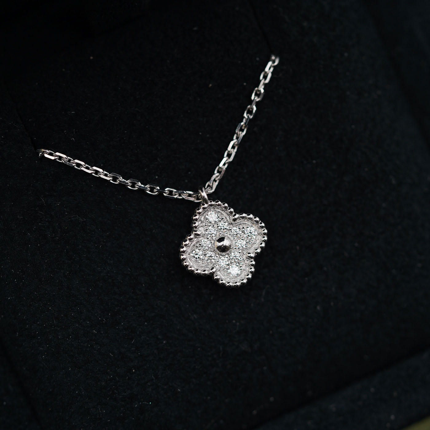 Van Cleef & Arpels Sweet Alhambra pendant Halskæder