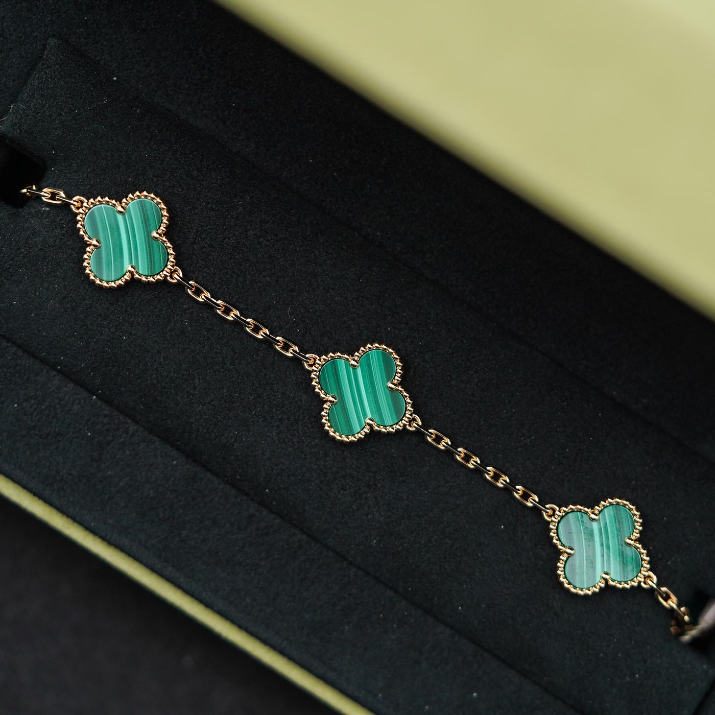 Van Cleef & Arpels Vintage Alhambra bracelet, 5 motifs Armbånd