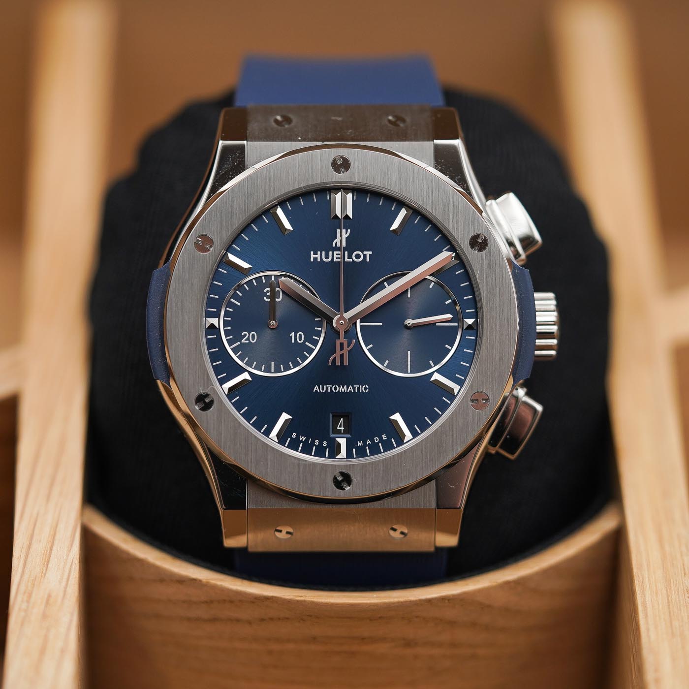 Hublot Classic Fusion 45 Titanium 