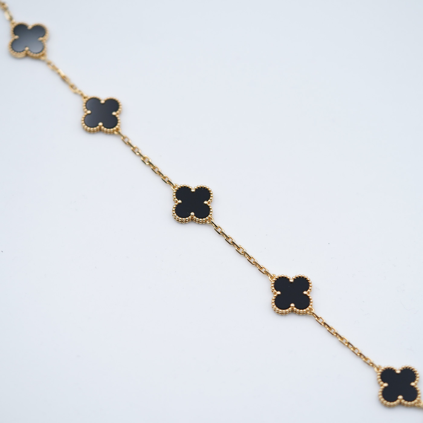 Van Cleef & Arpels Vintage Alhambra bracelet, 5 motifs Onyx Armbånd