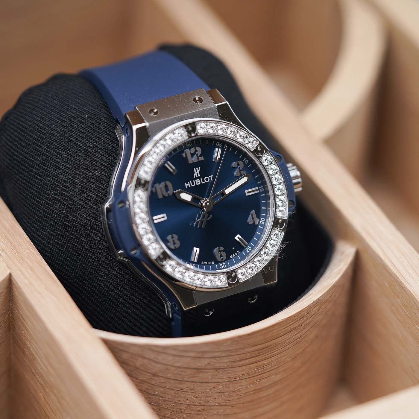 Hublot Big Bang 38 Diamonds