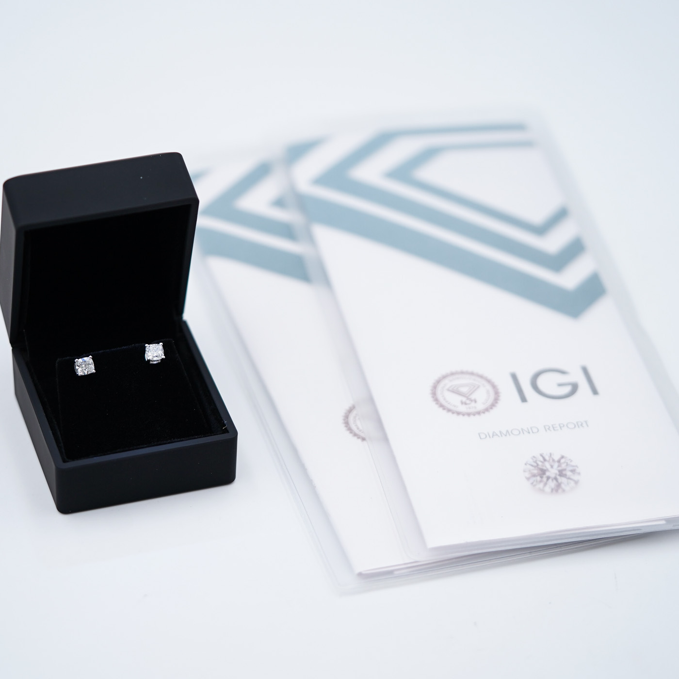 Jewellery Cushion Diamond 2ct Solitare Stud Earrings