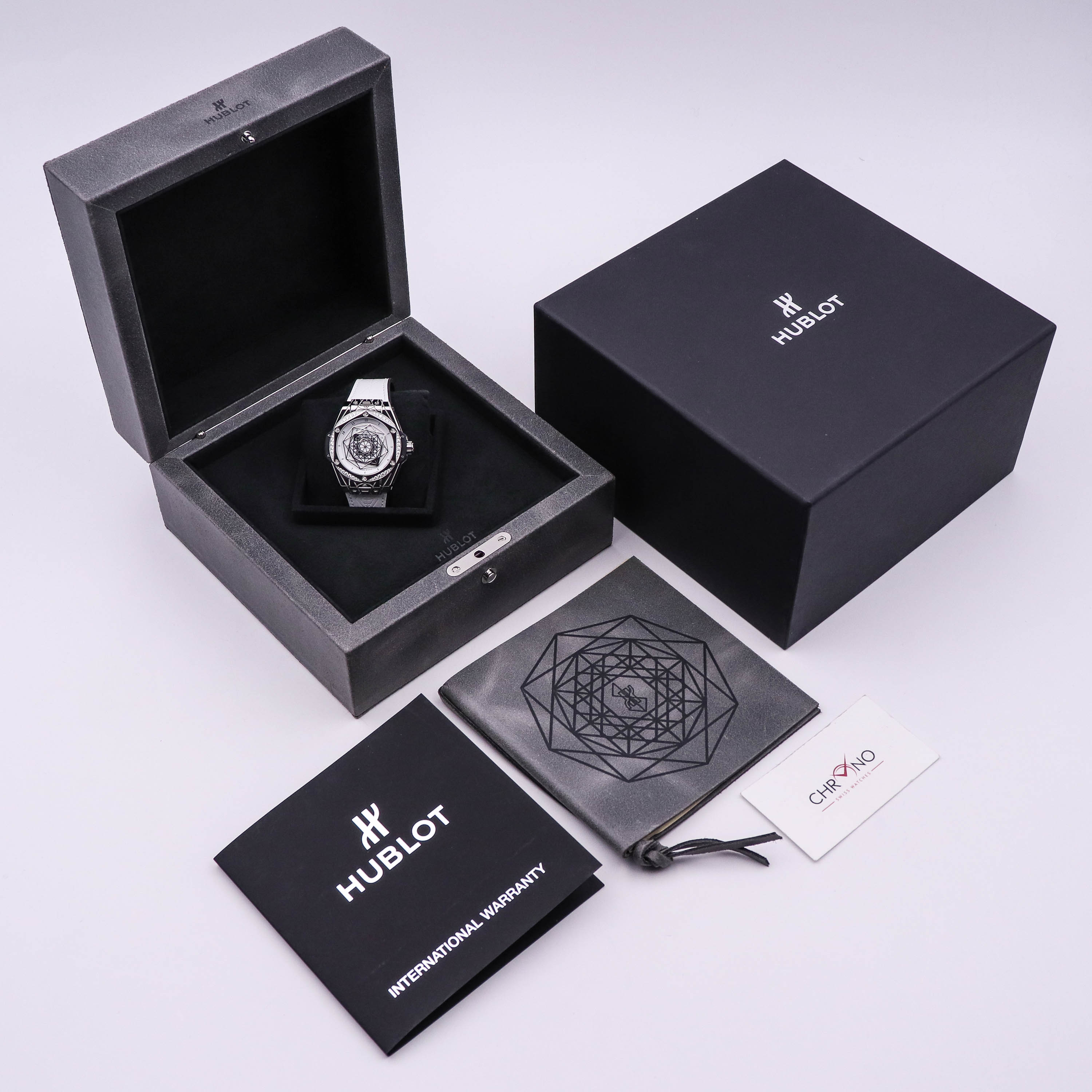 Hublot Big Bang Sang Bleu Steel White Diamonds 39