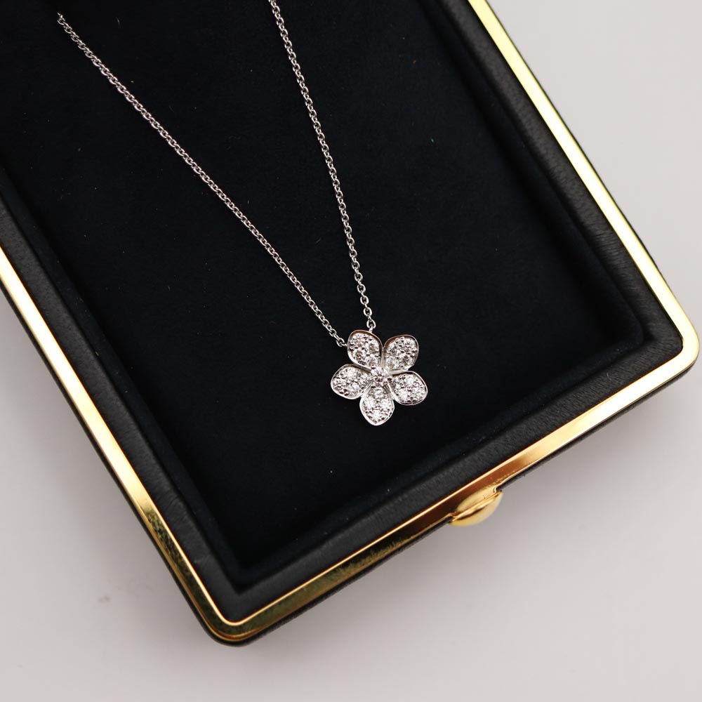 Graff Wild Flower Pavé Diamond Pendant Necklace