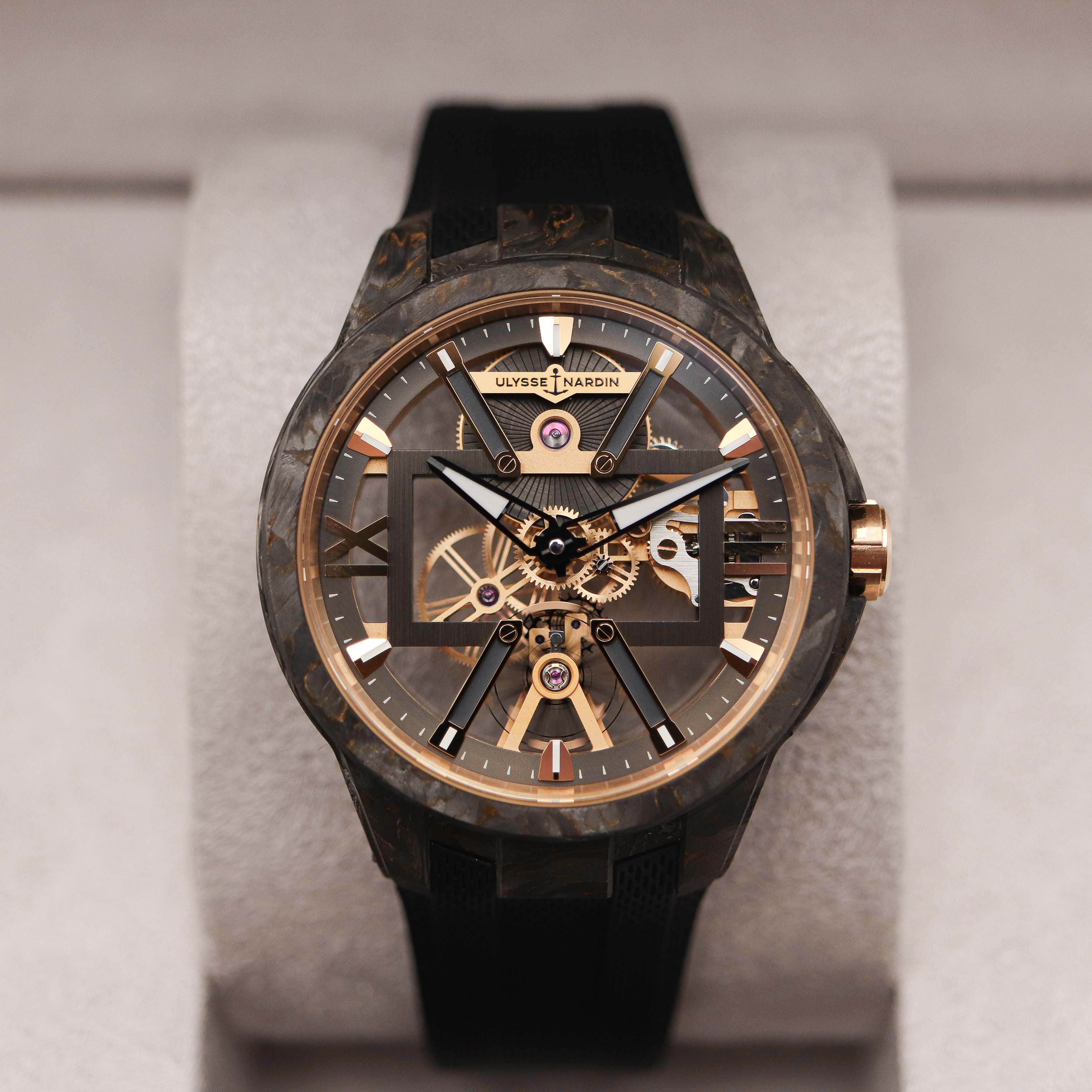 Ulysse Nardin  Skeleton X 42/43 mm