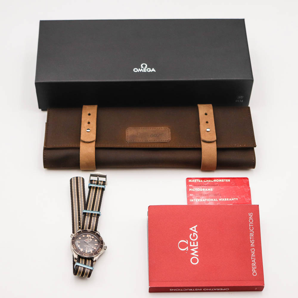 Omega Seamaster Diver James Bond 007 Edition