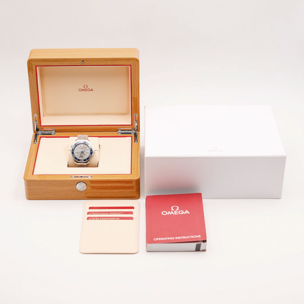 Omega Seamaster Diver 300M Co-Axial Master Chronometer 42mm