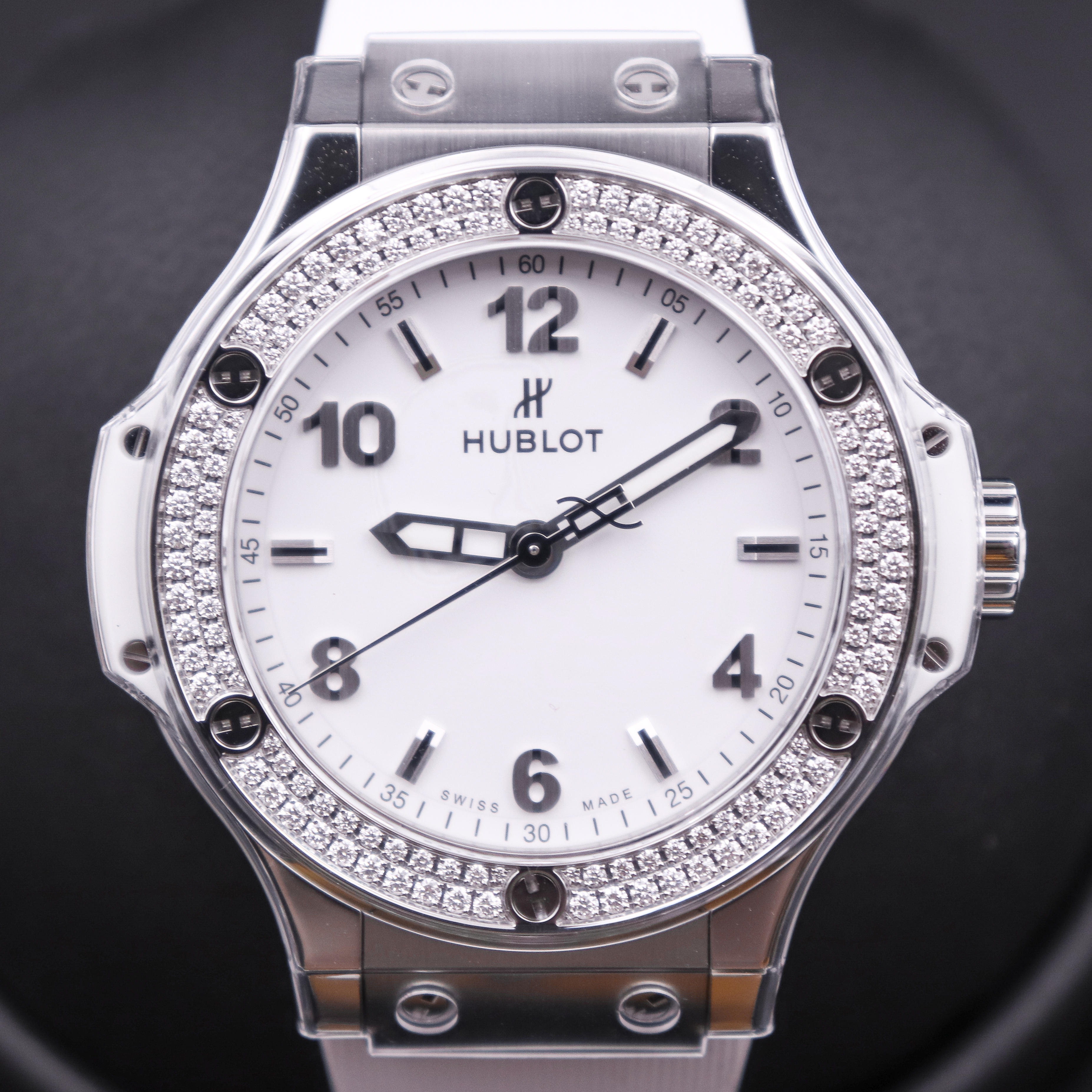 Hublot Big Bang 38 Diamonds