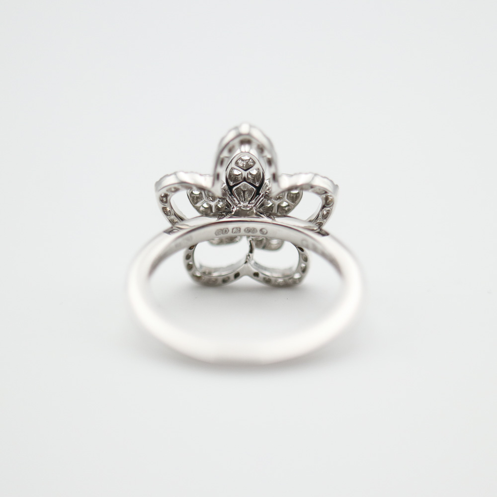 Graff Wild Flower Diamond Ring Ring