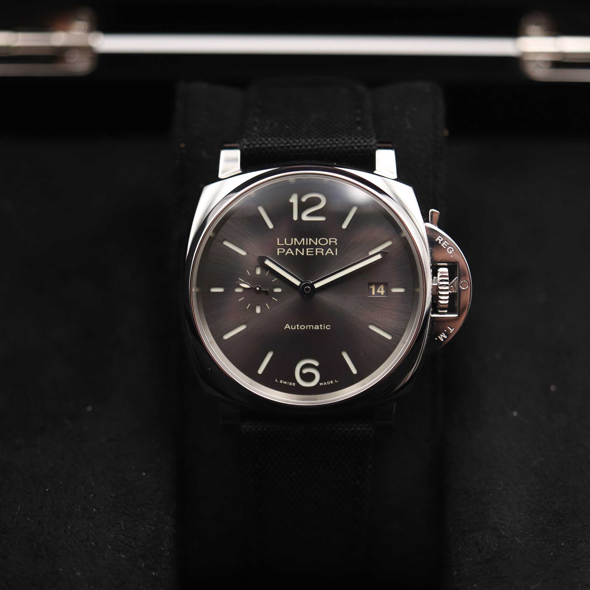 Panerai Luminor Due 42 mm