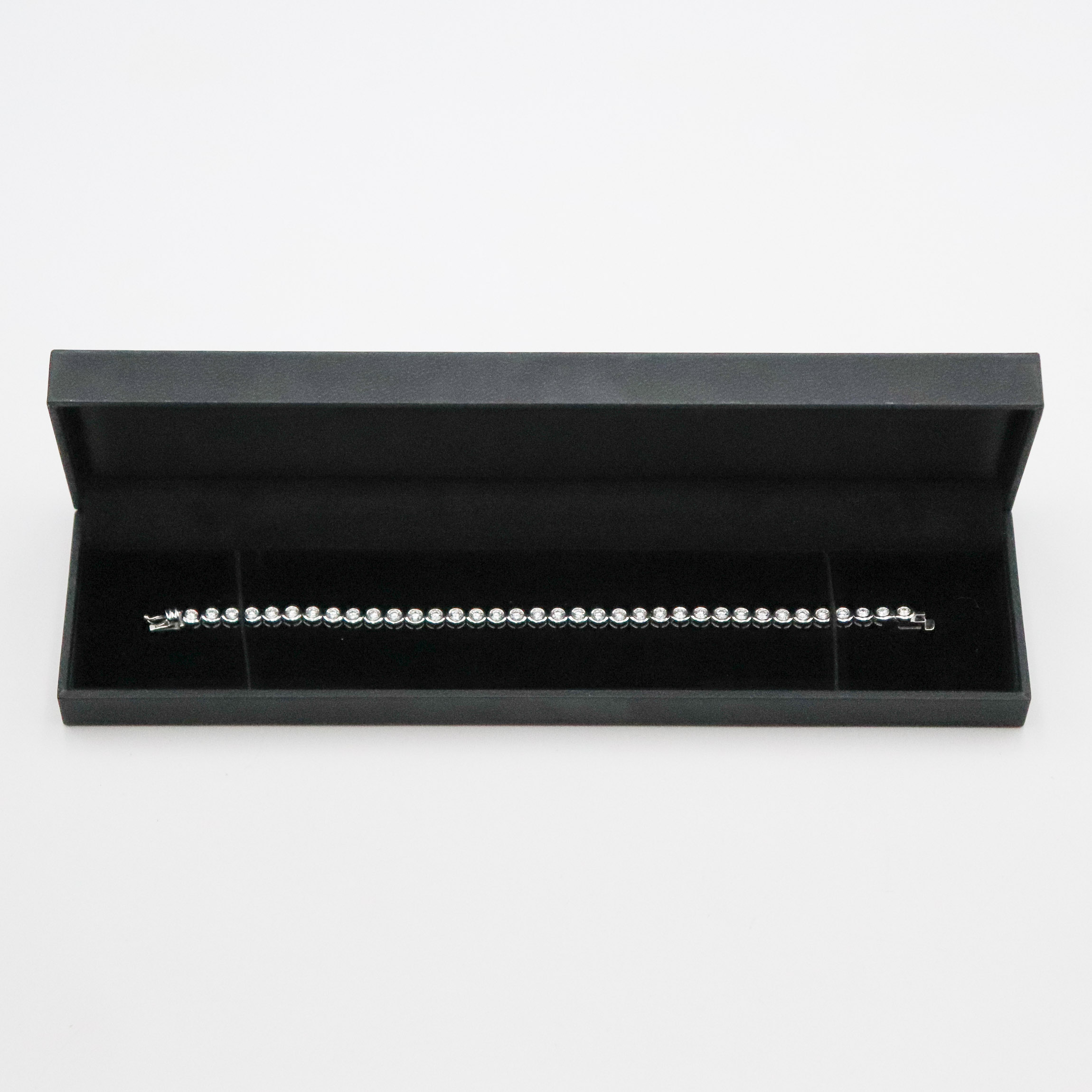 Jewellery Tennis Diamonds Bracelet