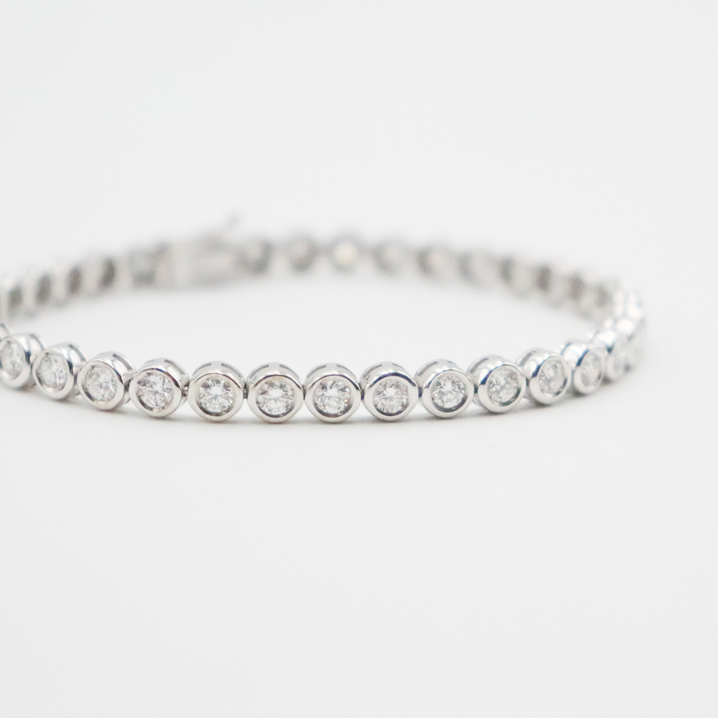 Jewellery Tennis Diamonds Bracelet