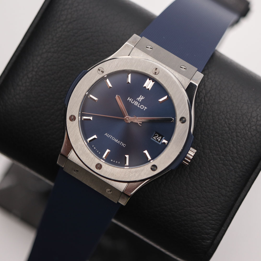 Hublot Classic Fusion 45 Titanium 