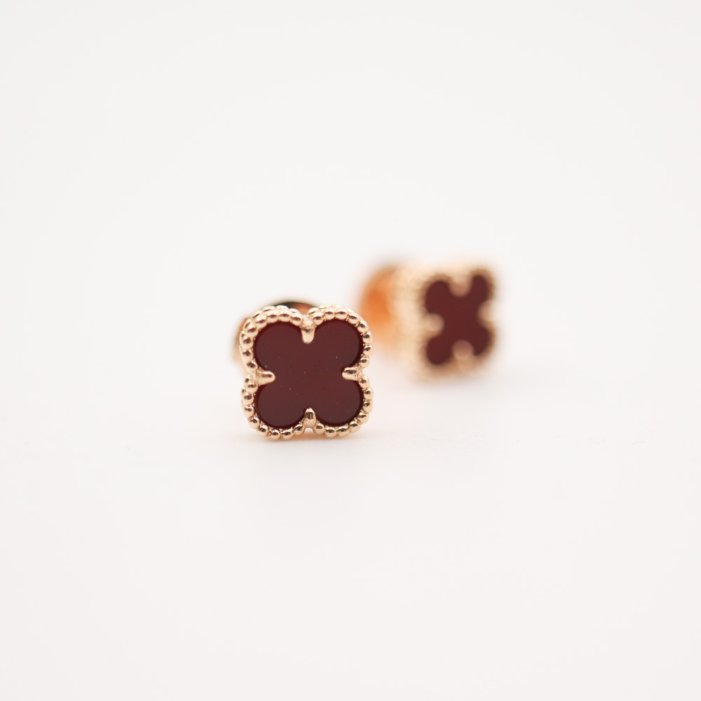 Van Cleef & Arpels Sweet Alhambra earstuds Earrings