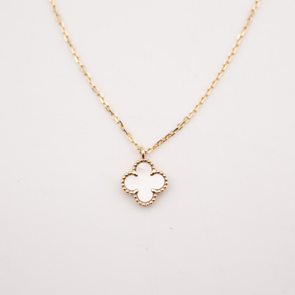 Van Cleef & Arpels Sweet Alhambra Mini pendant Necklace