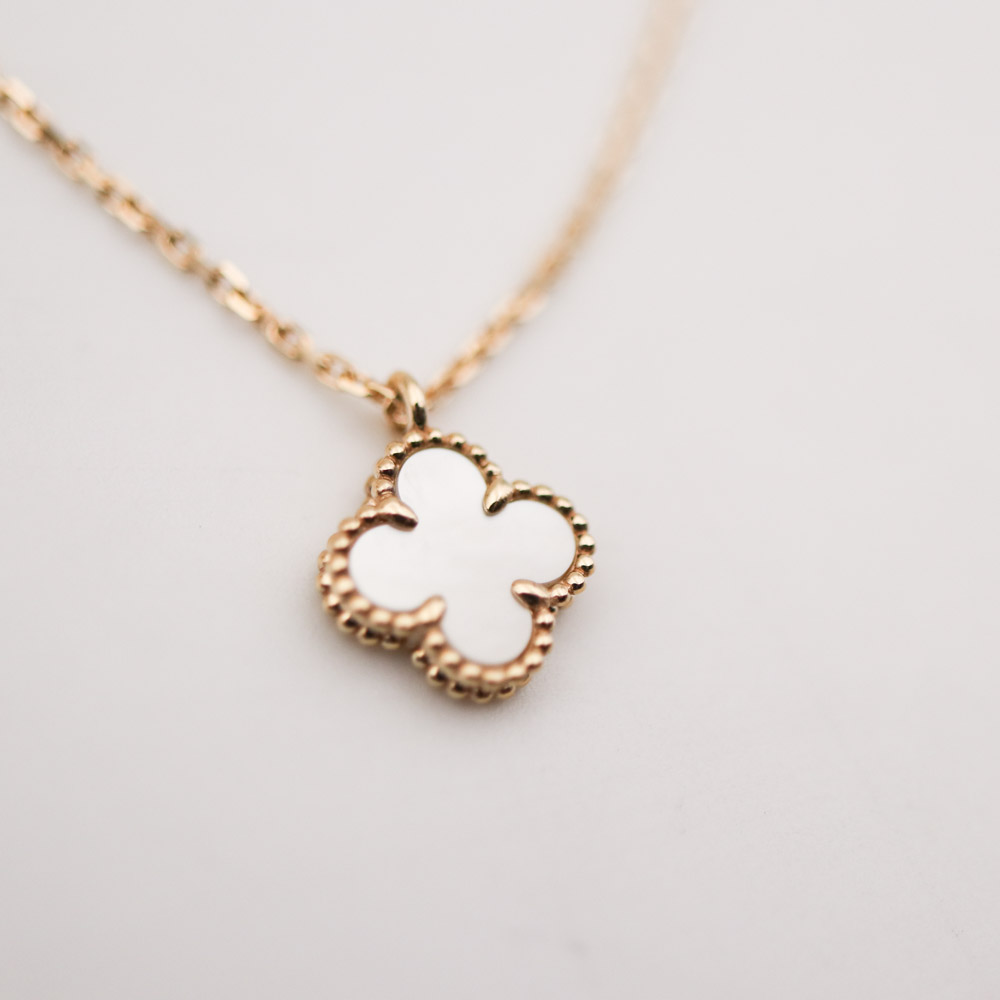 Van Cleef & Arpels Sweet Alhambra Mini pendant Necklace