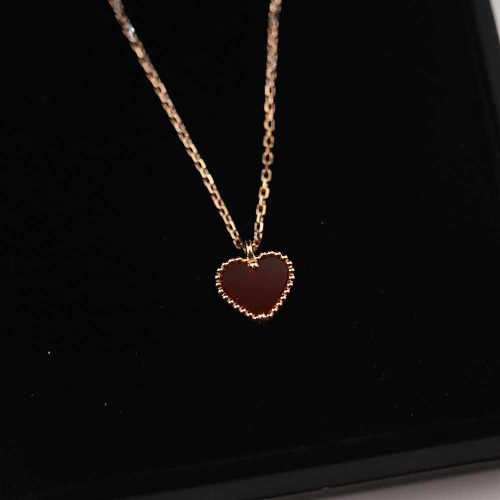 Van Cleef & Arpels Sweet Hearts pendant Necklace